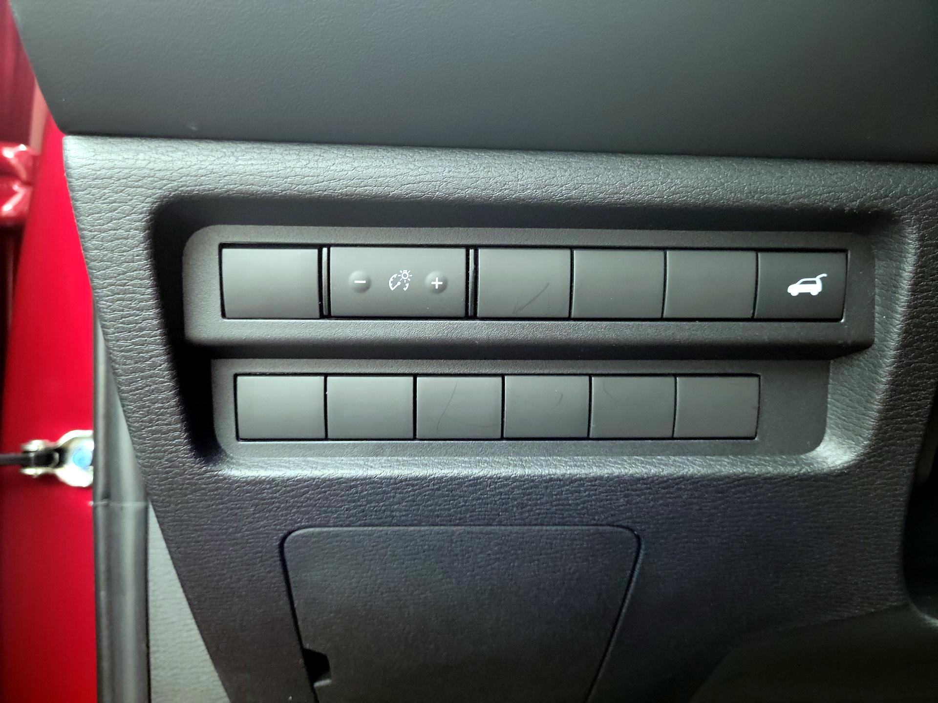 Thumbnail: 2022 Mitsubishi Outlander - 13
