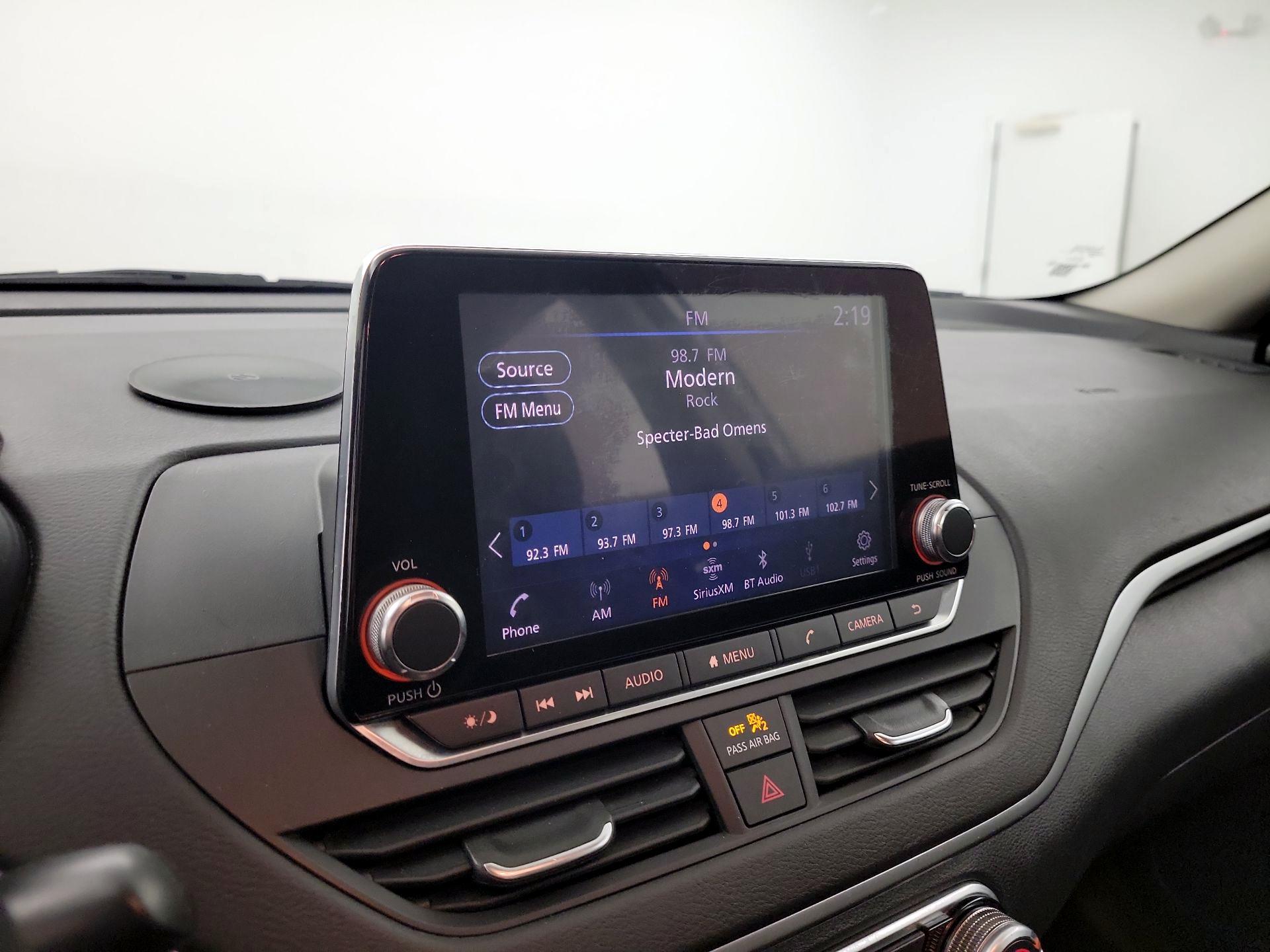 Thumbnail: 2020 Nissan Altima - 15