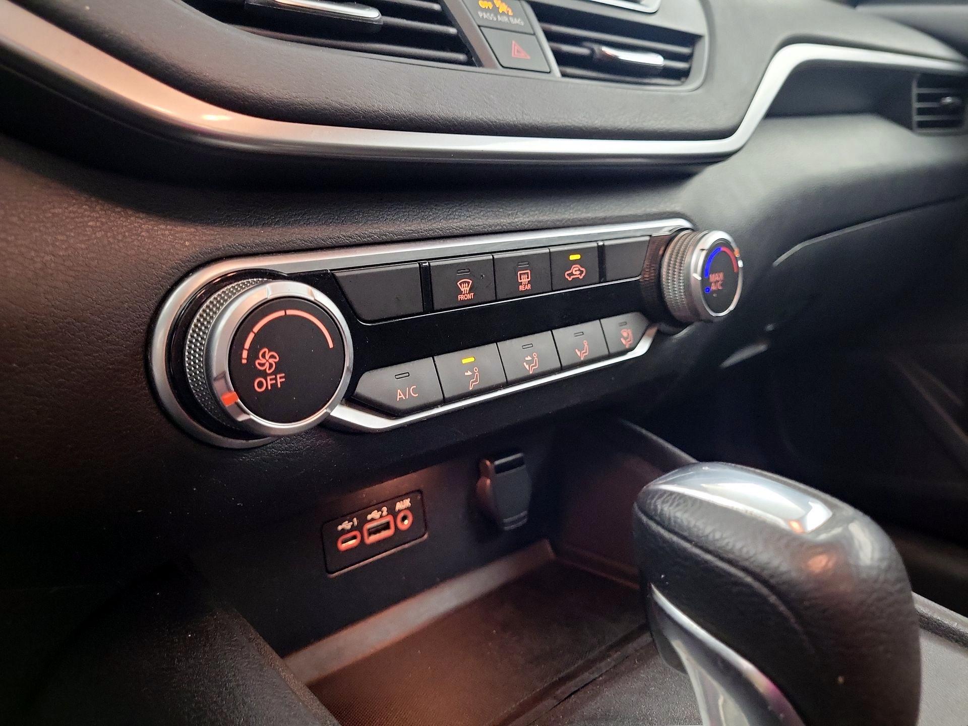 Thumbnail: 2020 Nissan Altima - 16