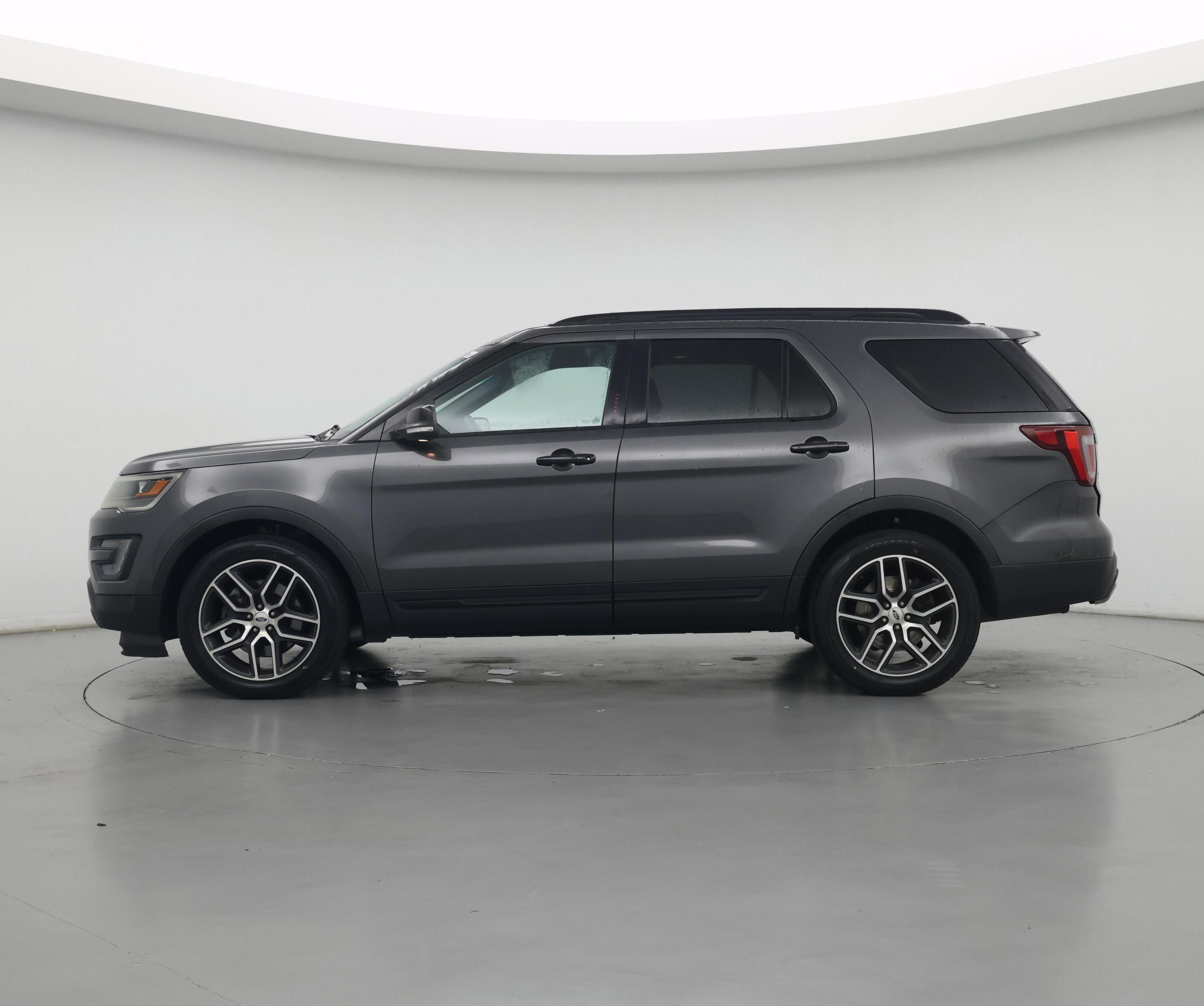 Thumbnail: 2016 Ford Explorer - 3