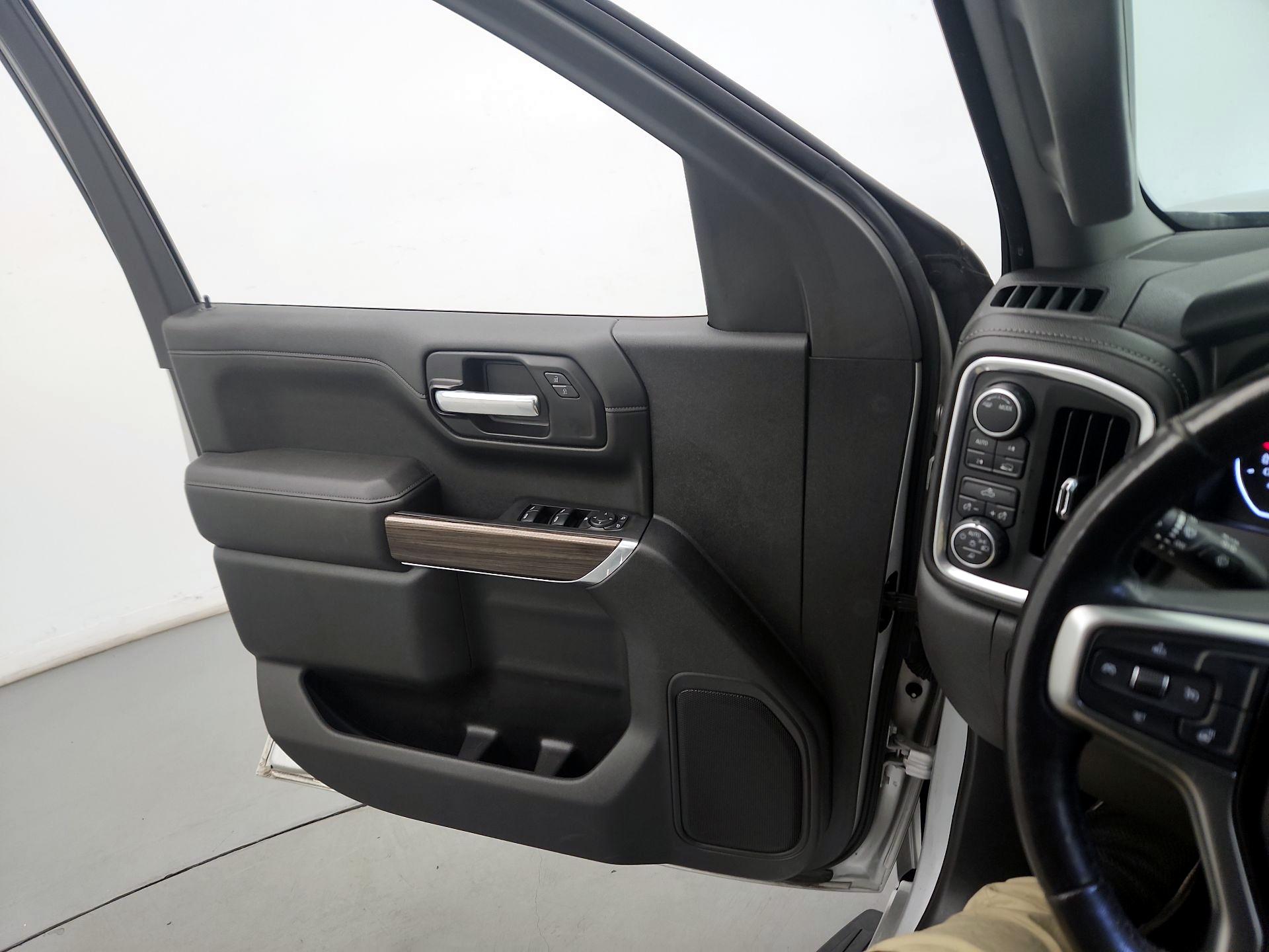 Thumbnail: 2021 Chevrolet Silverado 1500 - 12