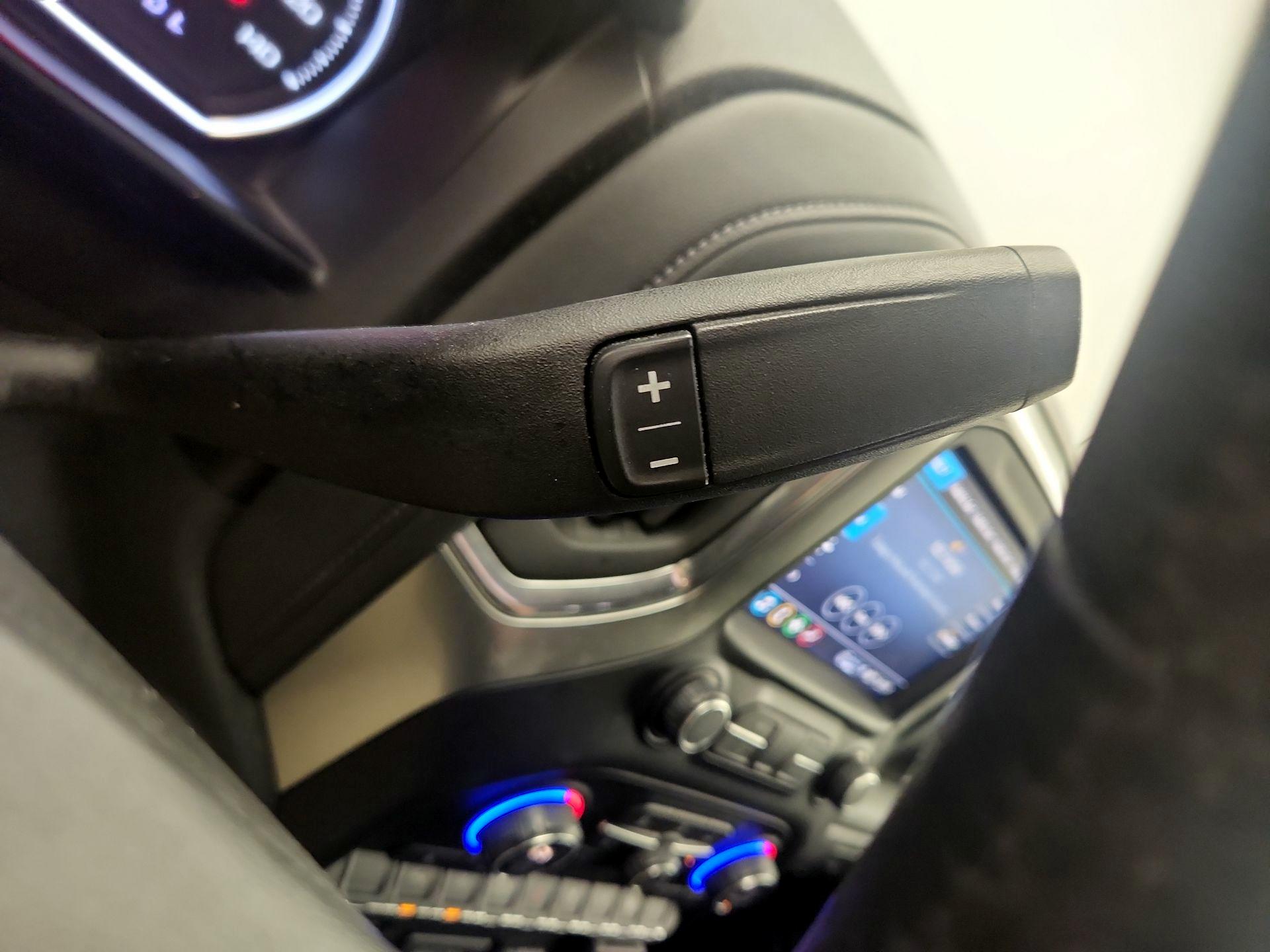 Thumbnail: 2021 Chevrolet Silverado 1500 - 17