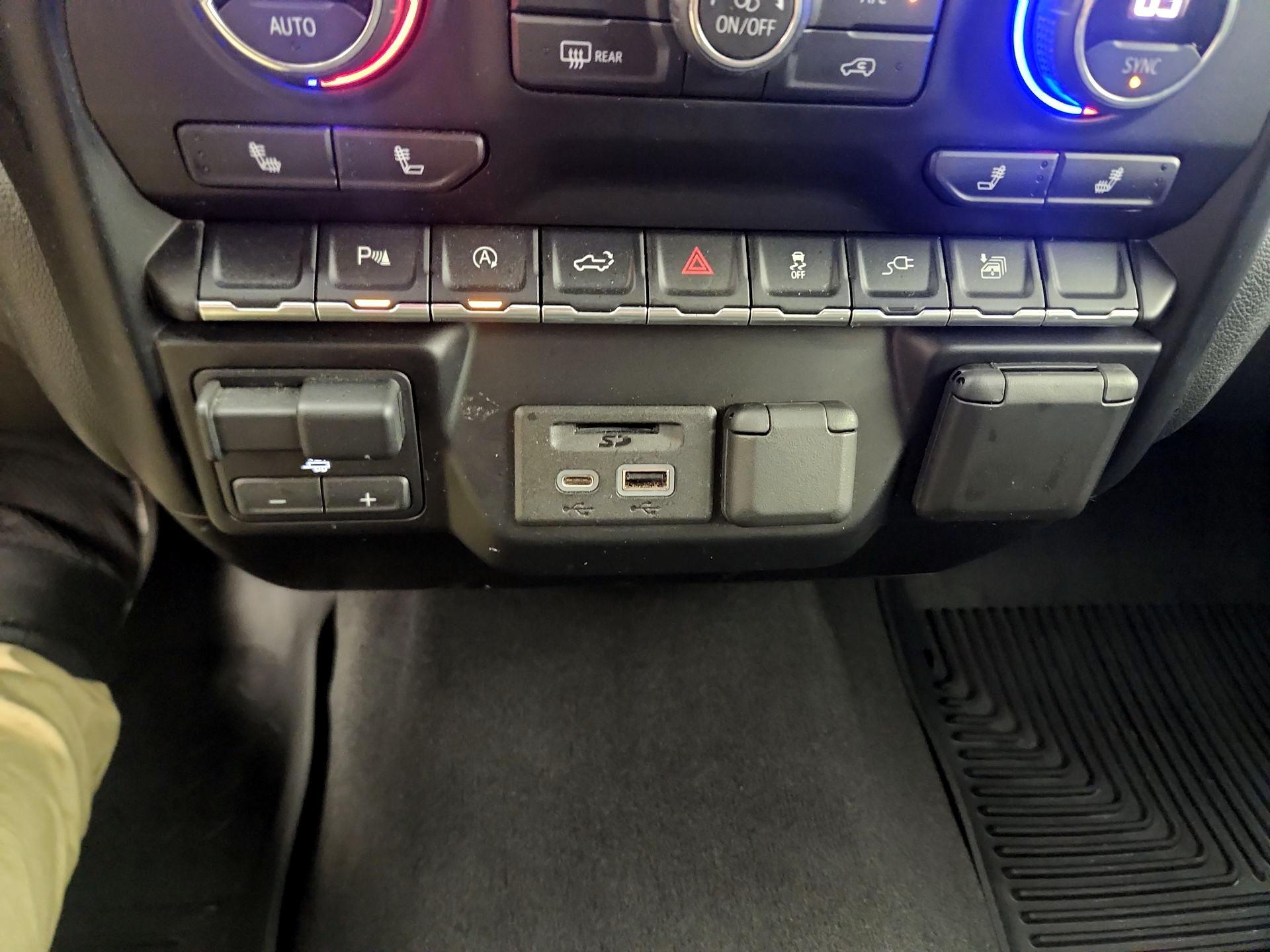 Thumbnail: 2021 Chevrolet Silverado 1500 - 18