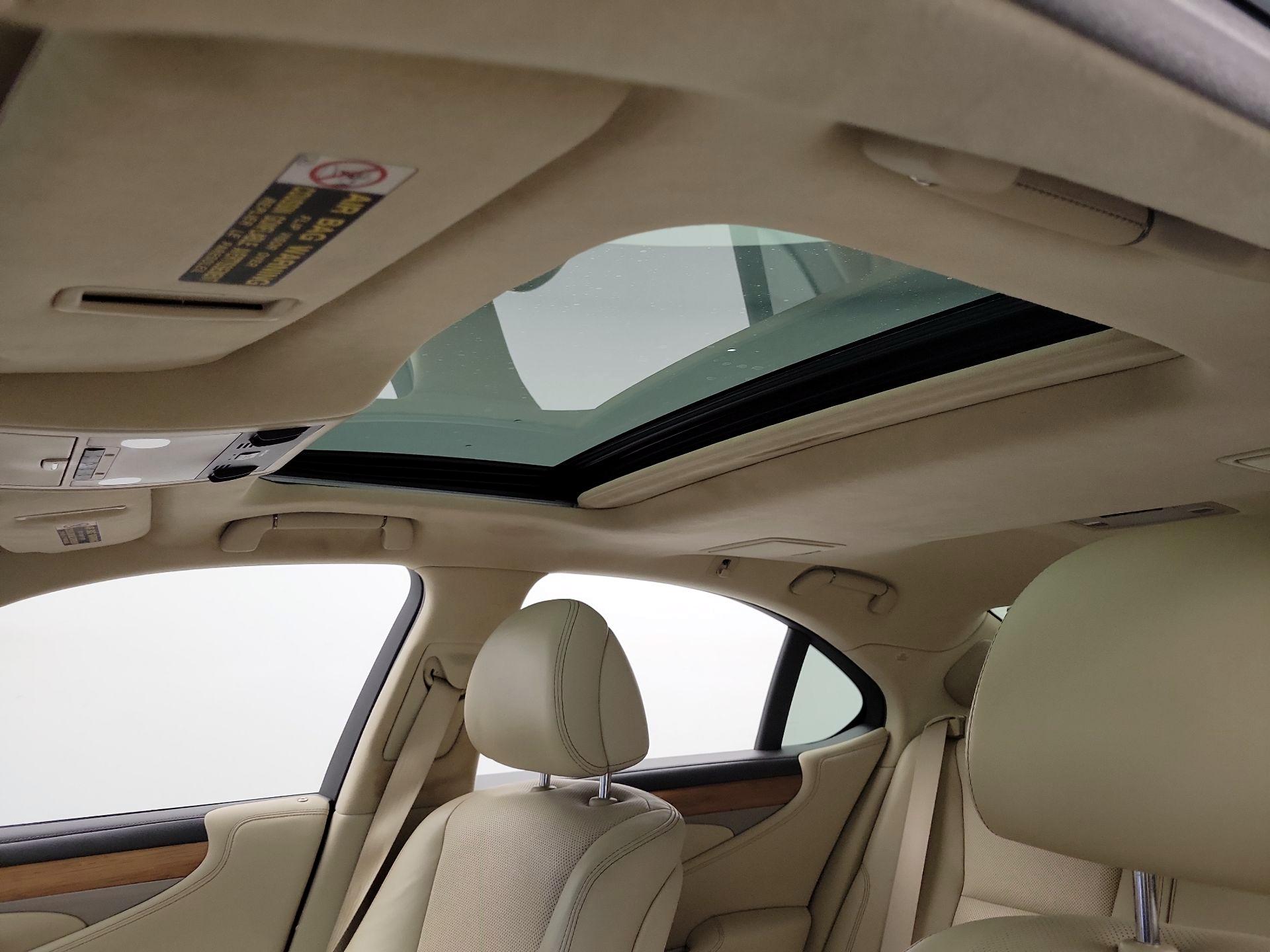 Thumbnail: 2014 Lexus LS - 20