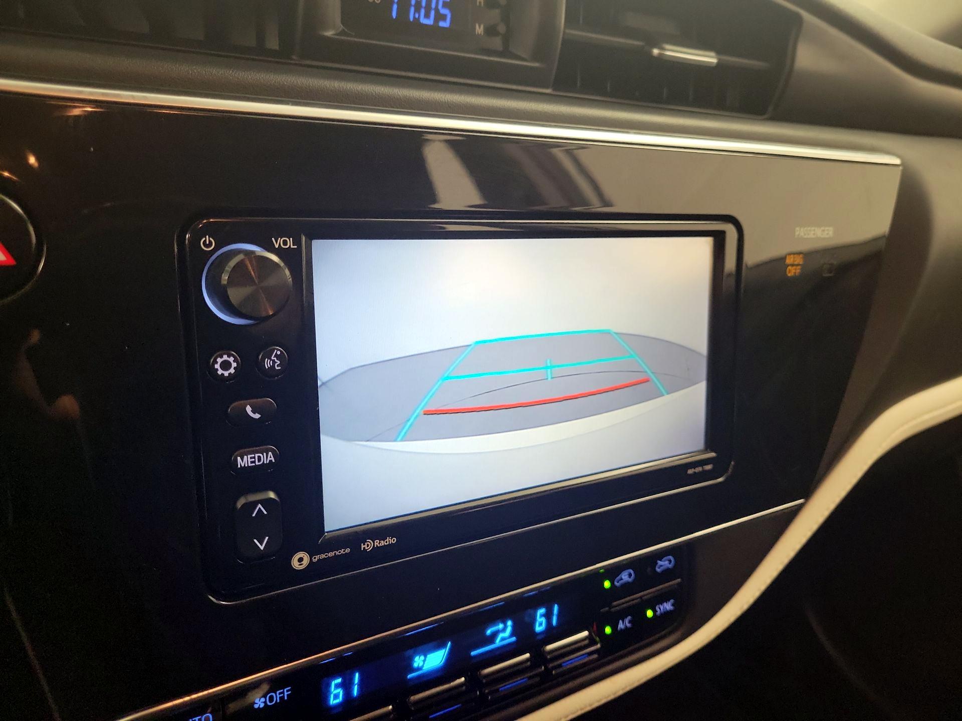 Thumbnail: 2018 Toyota Corolla iM - 14