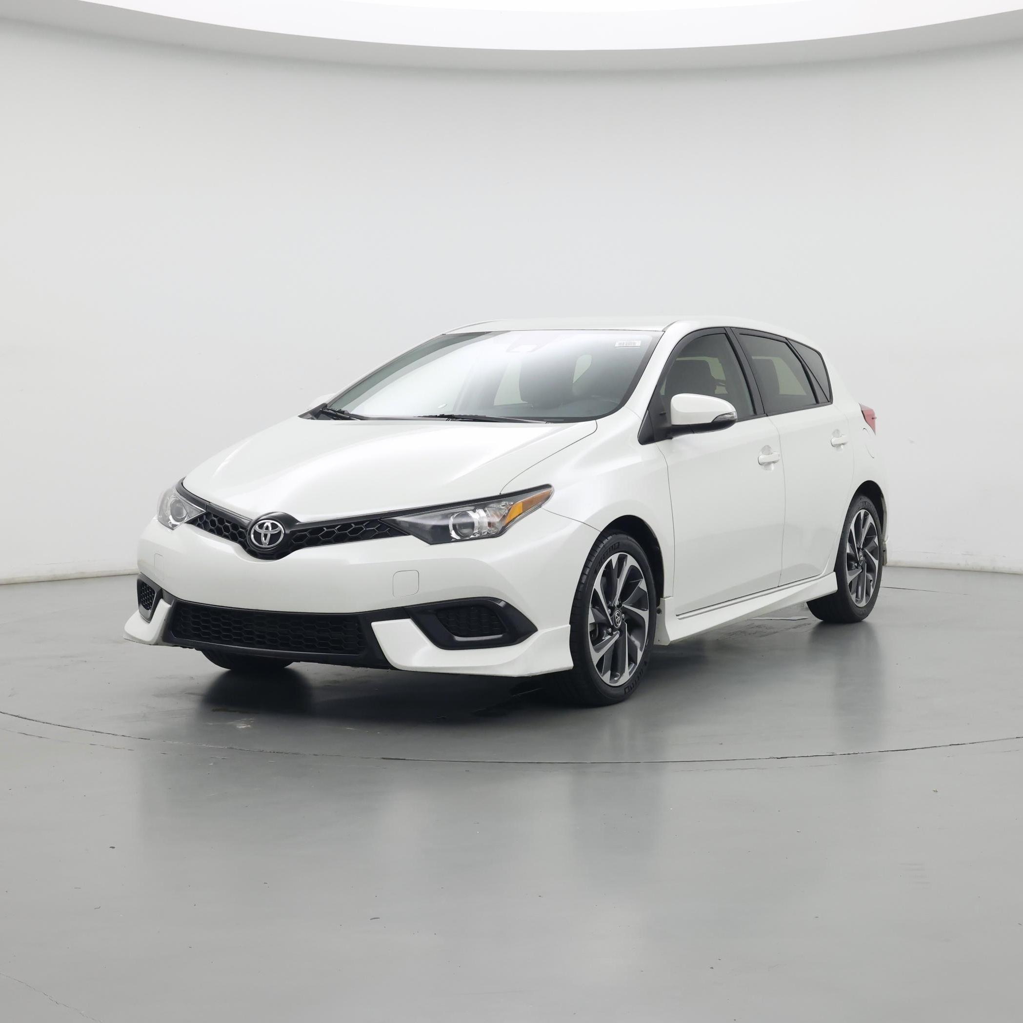 Thumbnail: 2018 Toyota Corolla iM - 4
