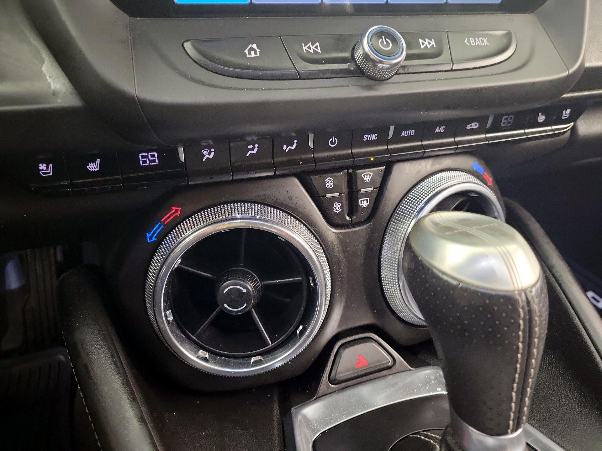 Thumbnail: 2017 Chevrolet Camaro - 14