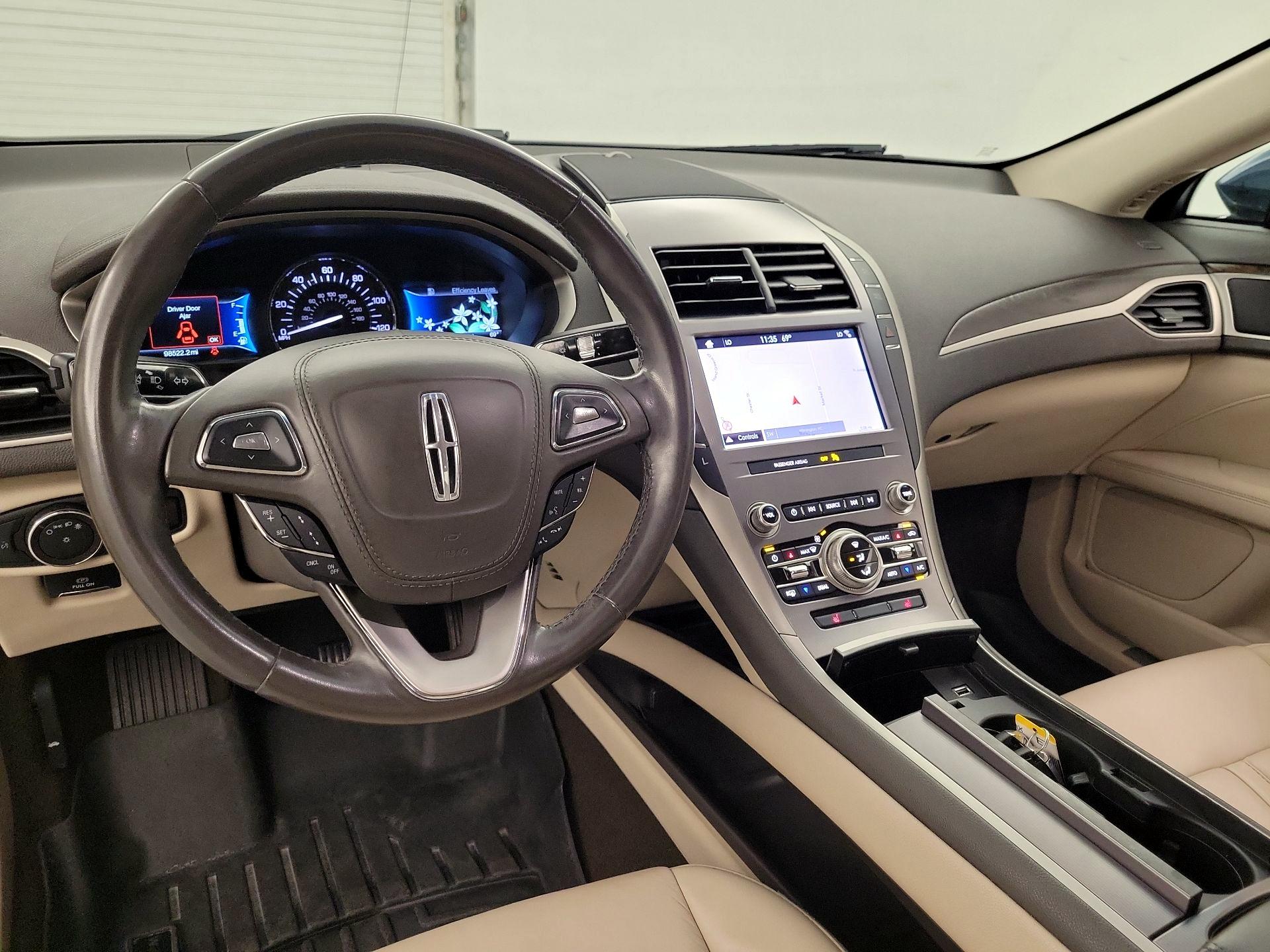 Thumbnail: 2019 Lincoln MKZ - 9