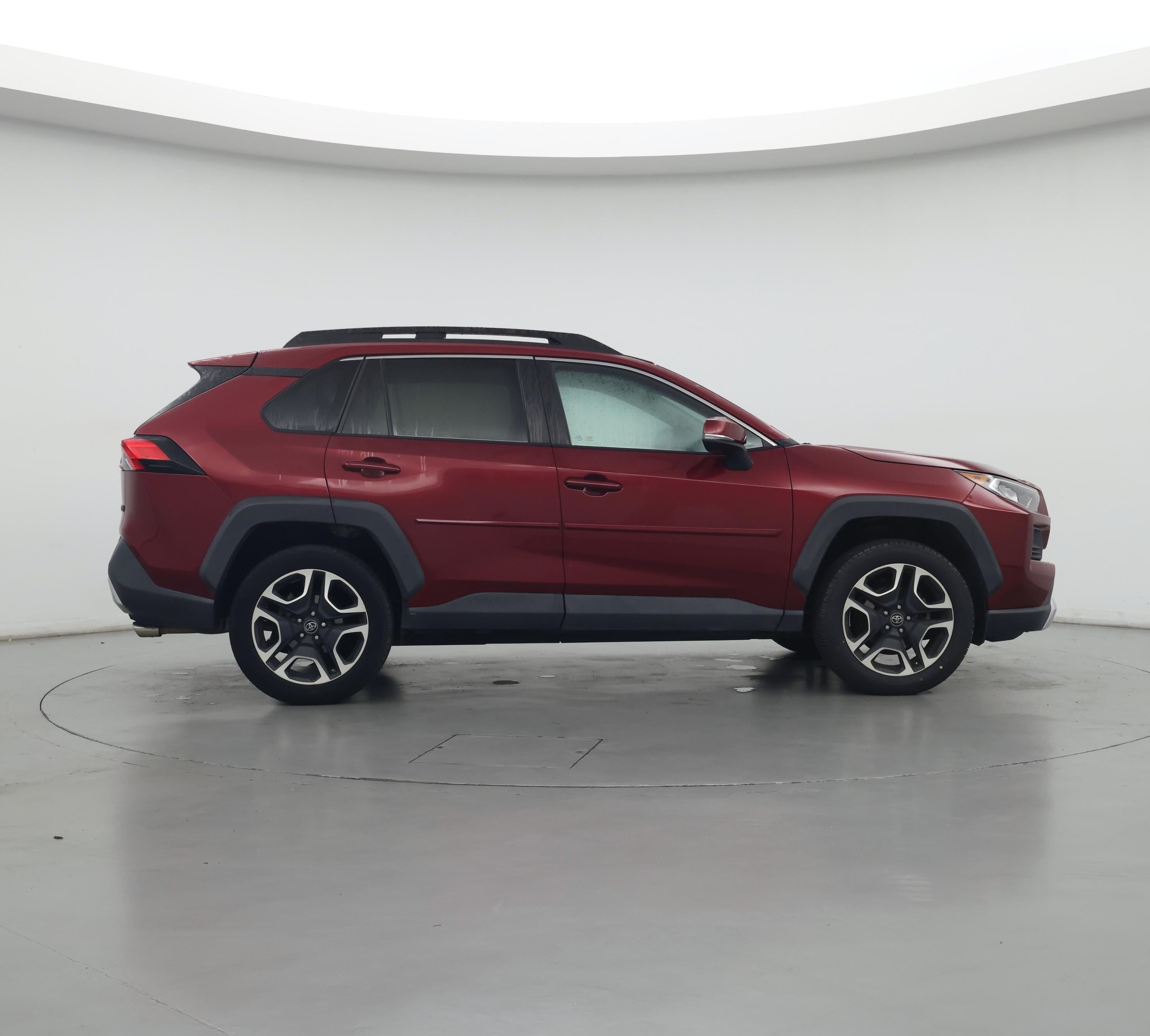 Thumbnail: 2019 Toyota RAV4 - 7