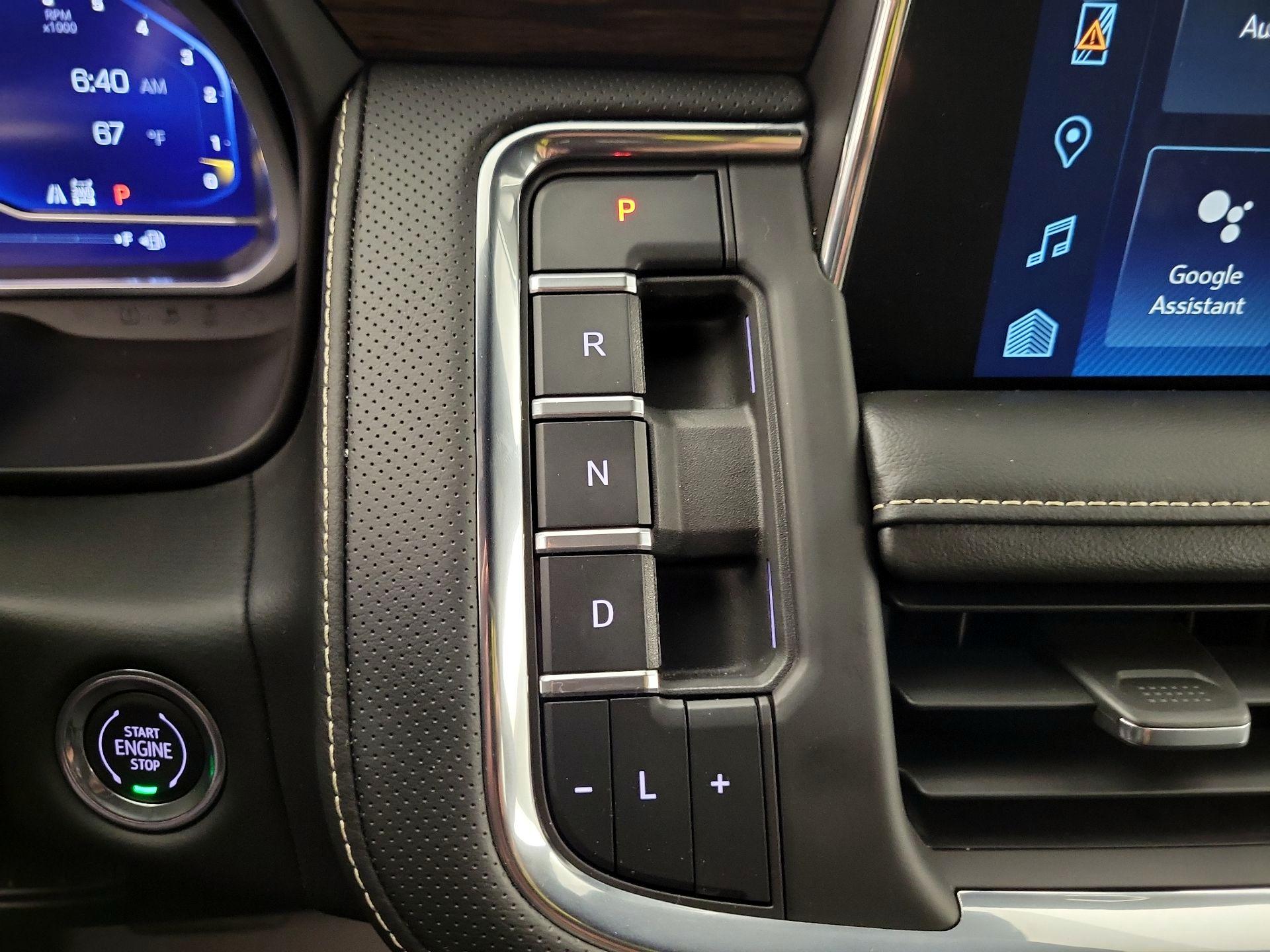 Thumbnail: 2023 Chevrolet Tahoe - 17