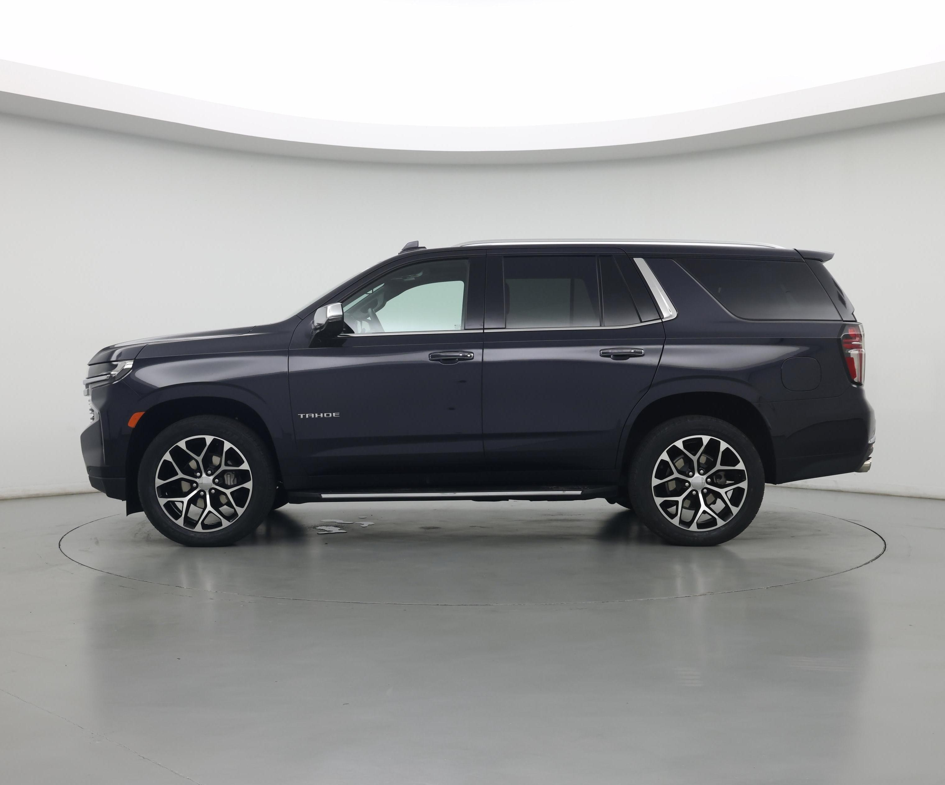 Thumbnail: 2023 Chevrolet Tahoe - 3