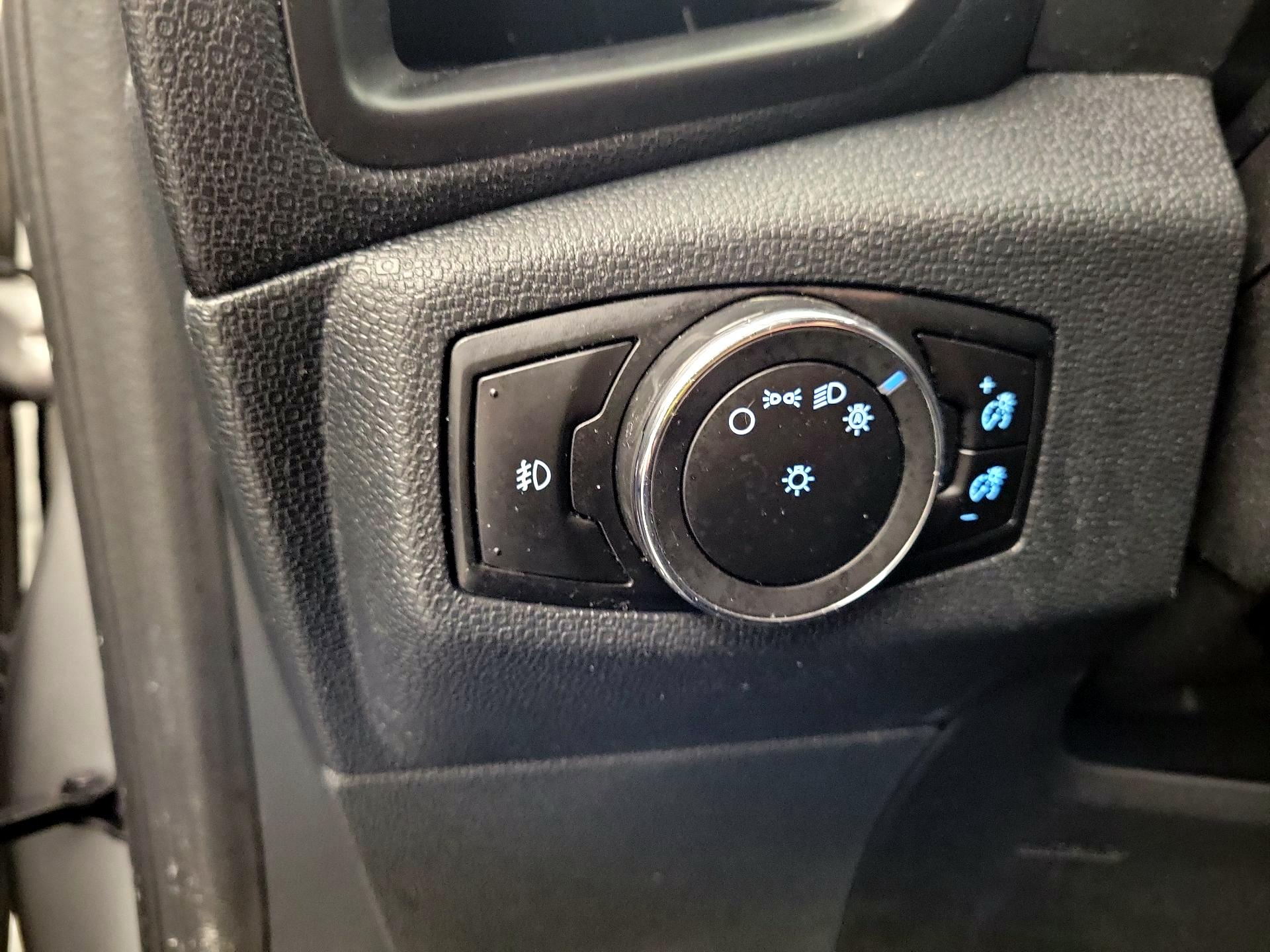 Thumbnail: 2019 Ford EcoSport - 13
