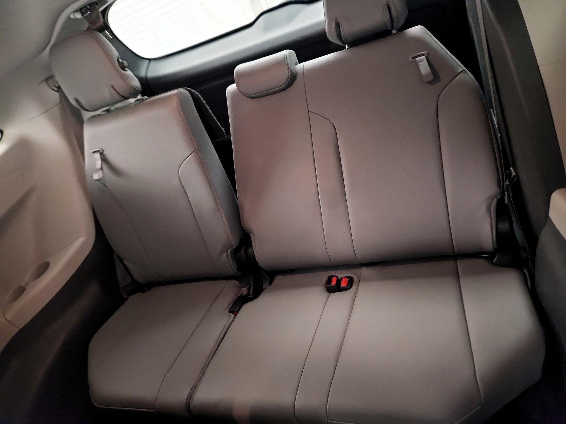 Thumbnail: 2021 Toyota Sienna - 20