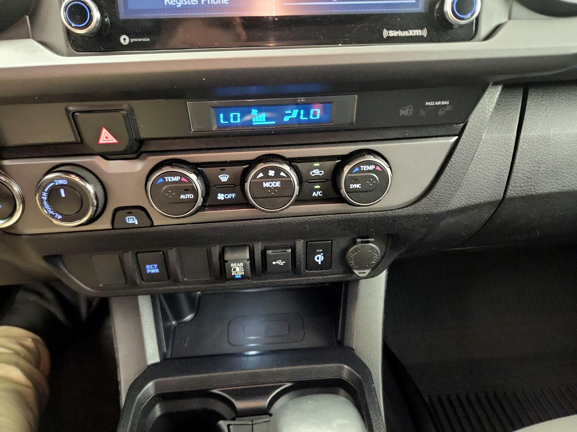 Thumbnail: 2021 Toyota Tacoma - 16