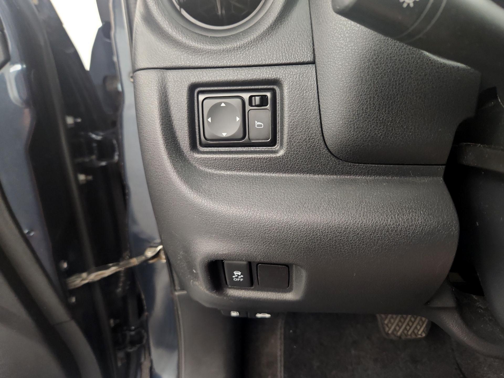 Thumbnail: 2017 Nissan Versa - 13