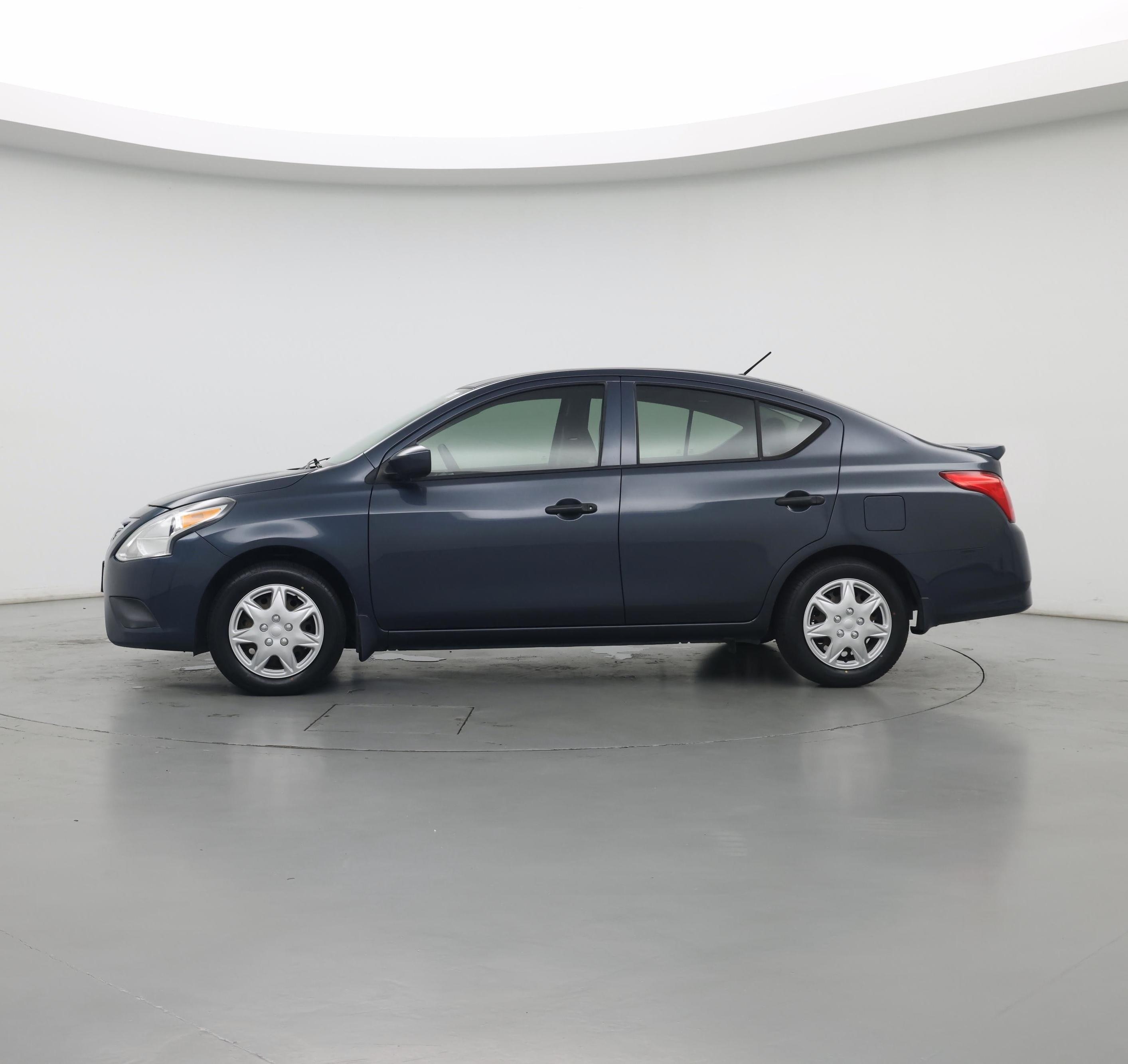 Thumbnail: 2017 Nissan Versa - 3