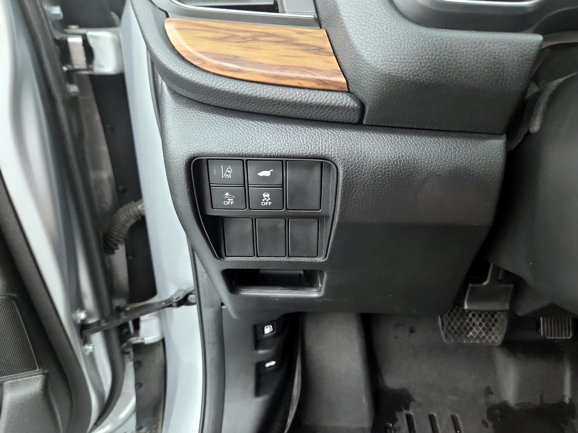 Thumbnail: 2018 Honda CR-V - 13