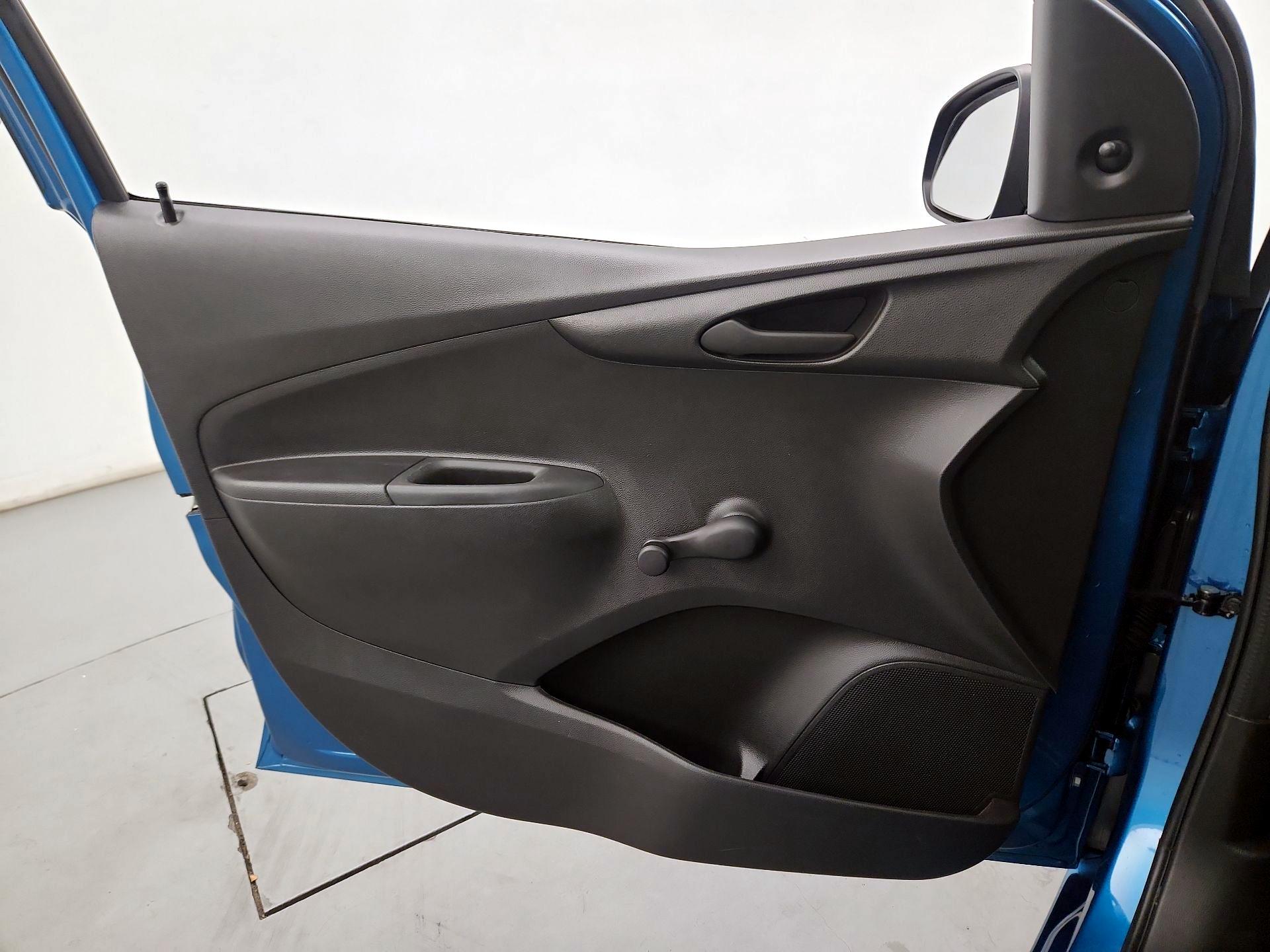 Thumbnail: 2020 Chevrolet Spark - 12