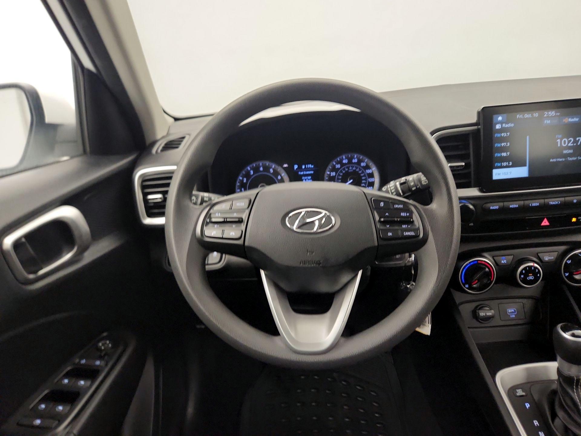 Thumbnail: 2021 Hyundai Venue - 10