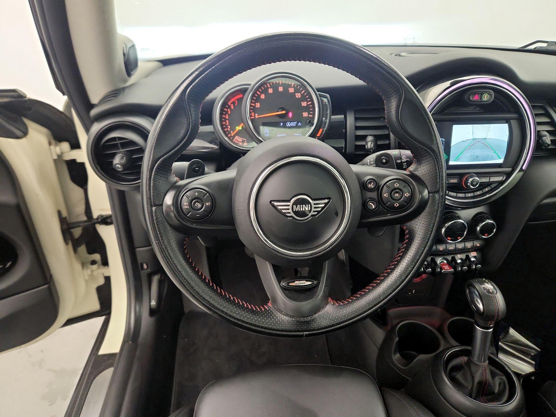 Thumbnail: 2019 MINI Cooper Hardtop - 10