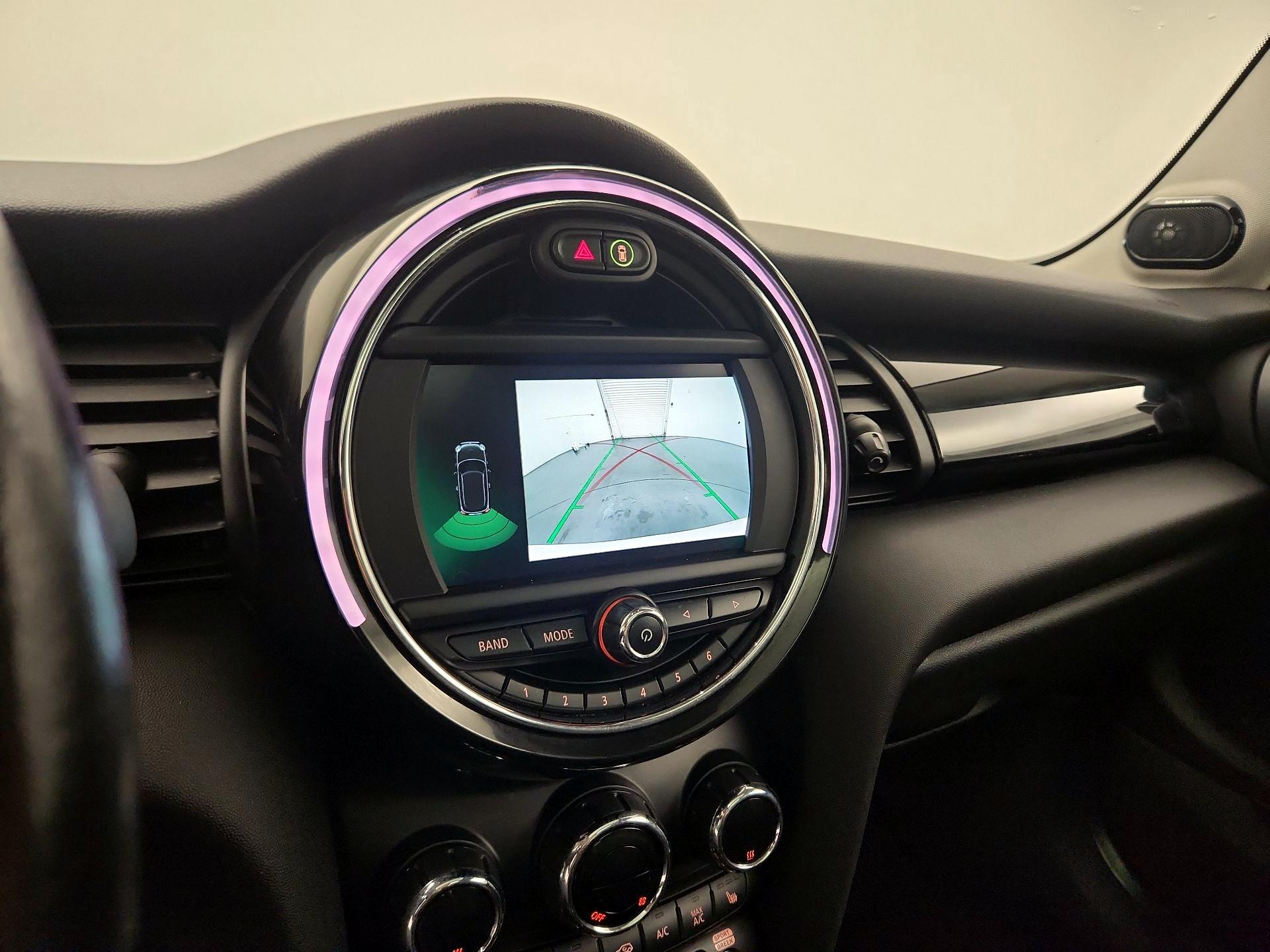 Thumbnail: 2019 MINI Cooper Hardtop - 14