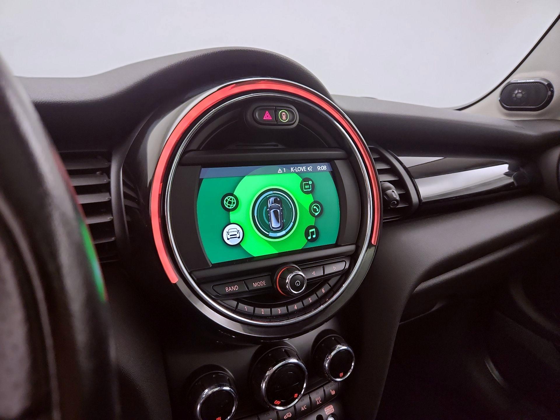 Thumbnail: 2019 MINI Cooper Hardtop - 15