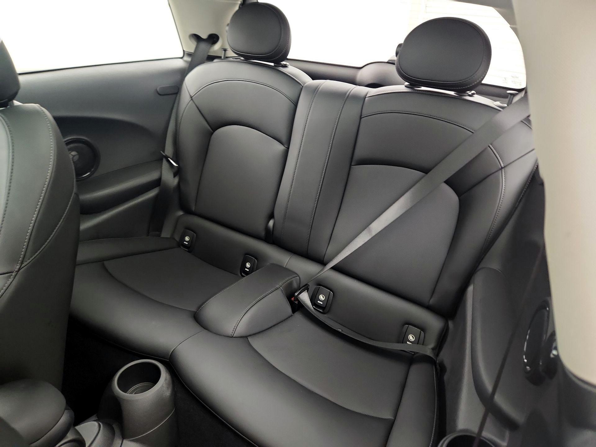 Thumbnail: 2019 MINI Cooper Hardtop - 20