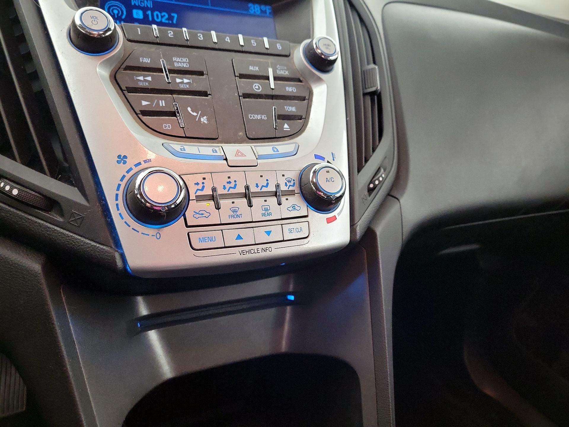 Thumbnail: 2015 Chevrolet Equinox - 13