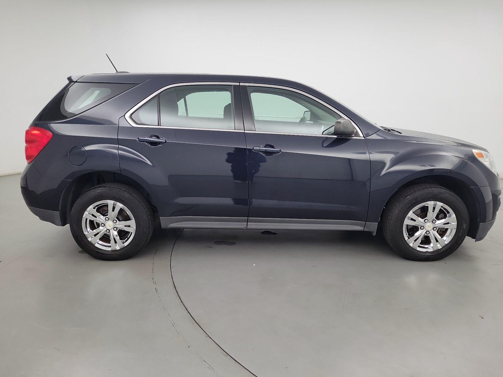 Thumbnail: 2015 Chevrolet Equinox - 4