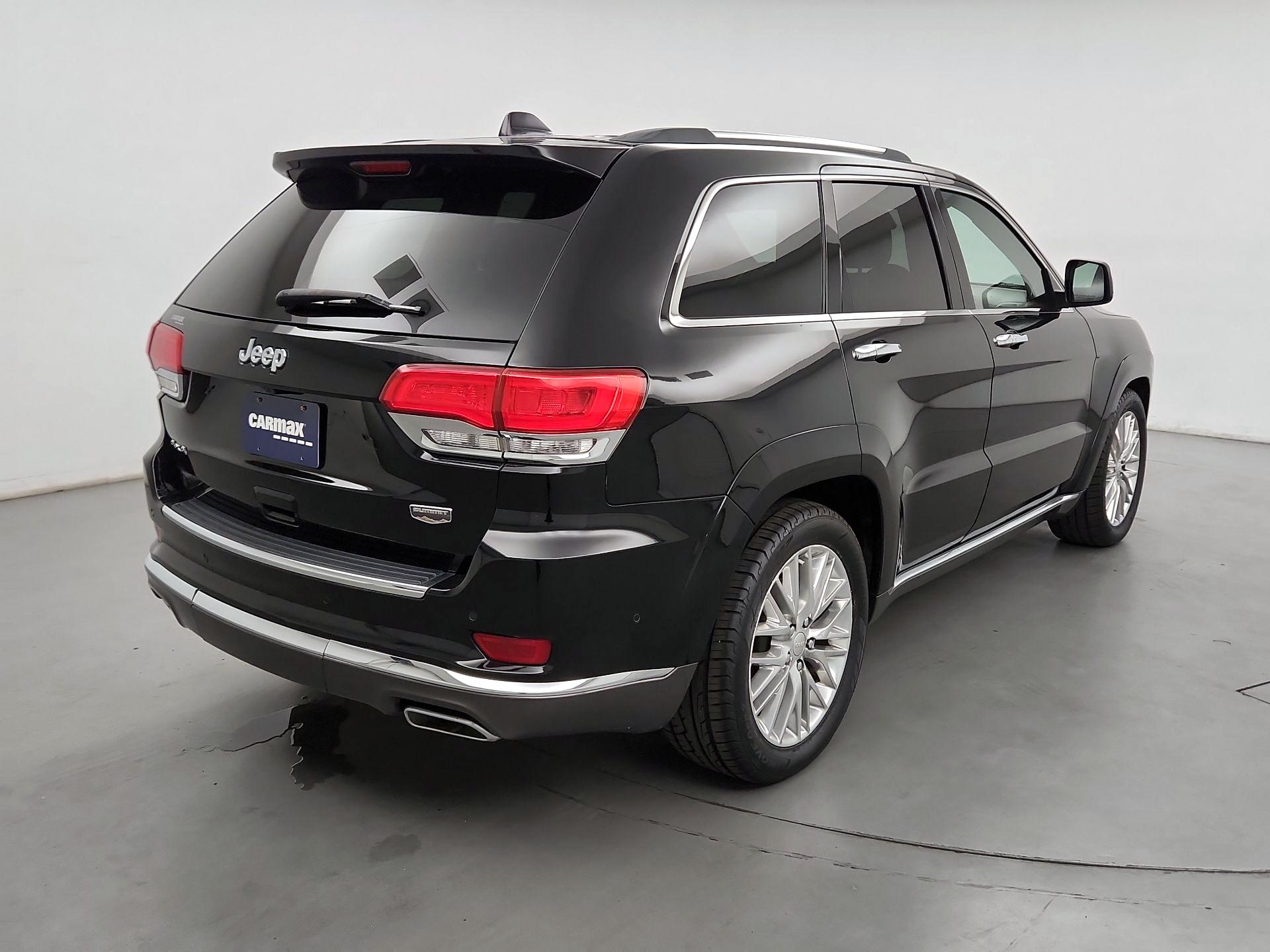 Thumbnail: 2018 Jeep Grand Cherokee - 5