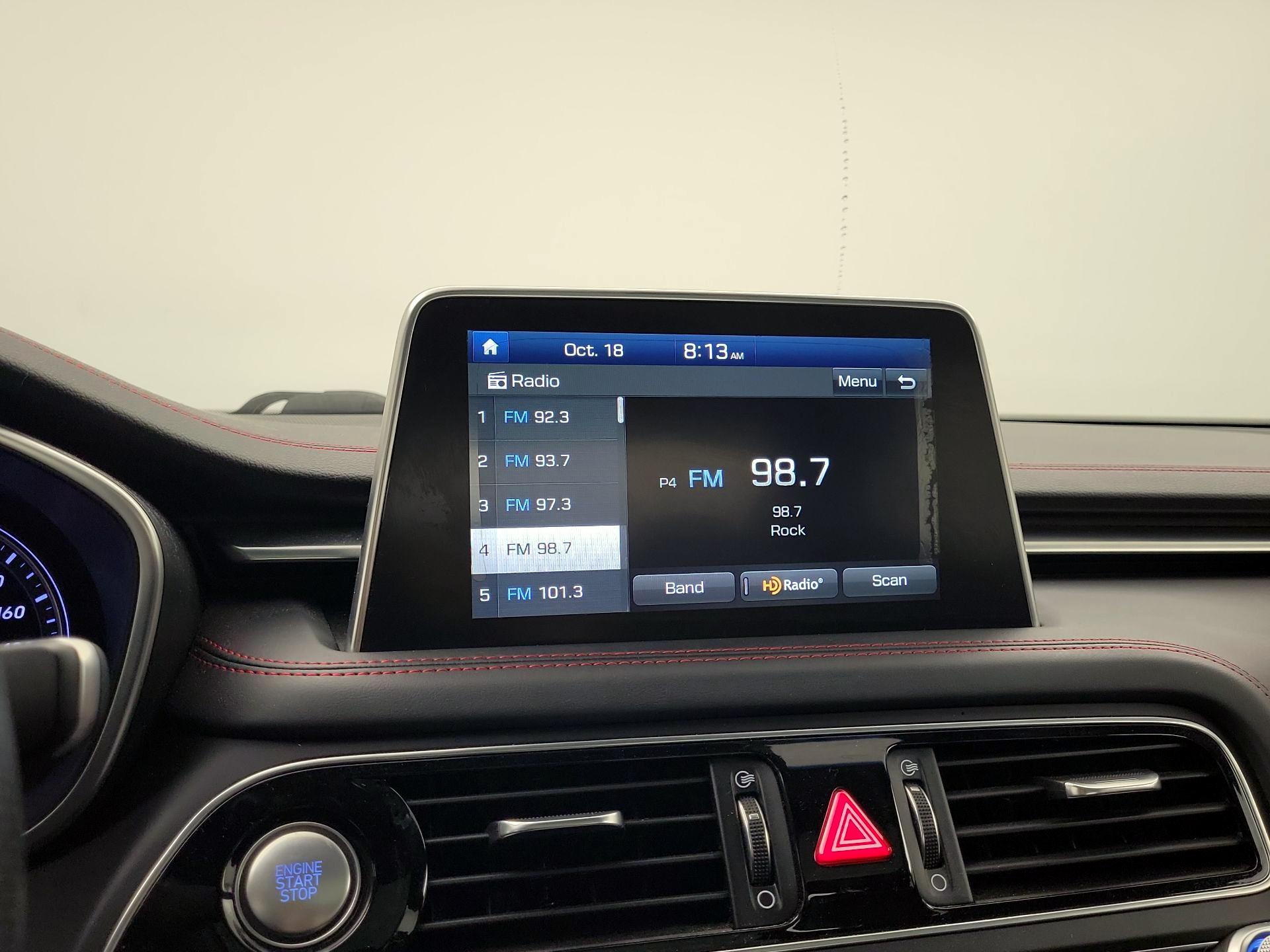 Thumbnail: 2019 Genesis G70 - 16