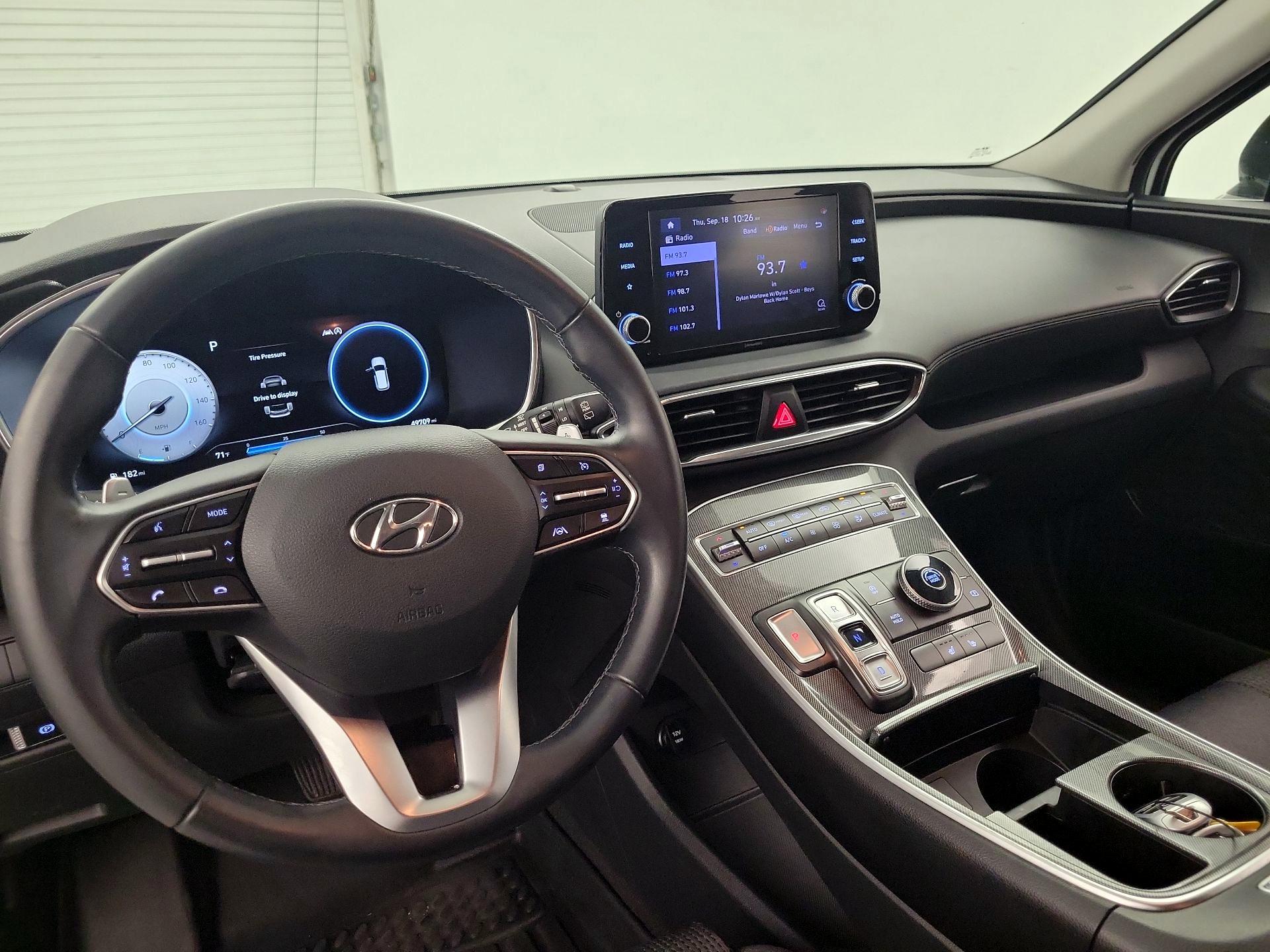 Thumbnail: 2022 Hyundai Santa Fe - 9