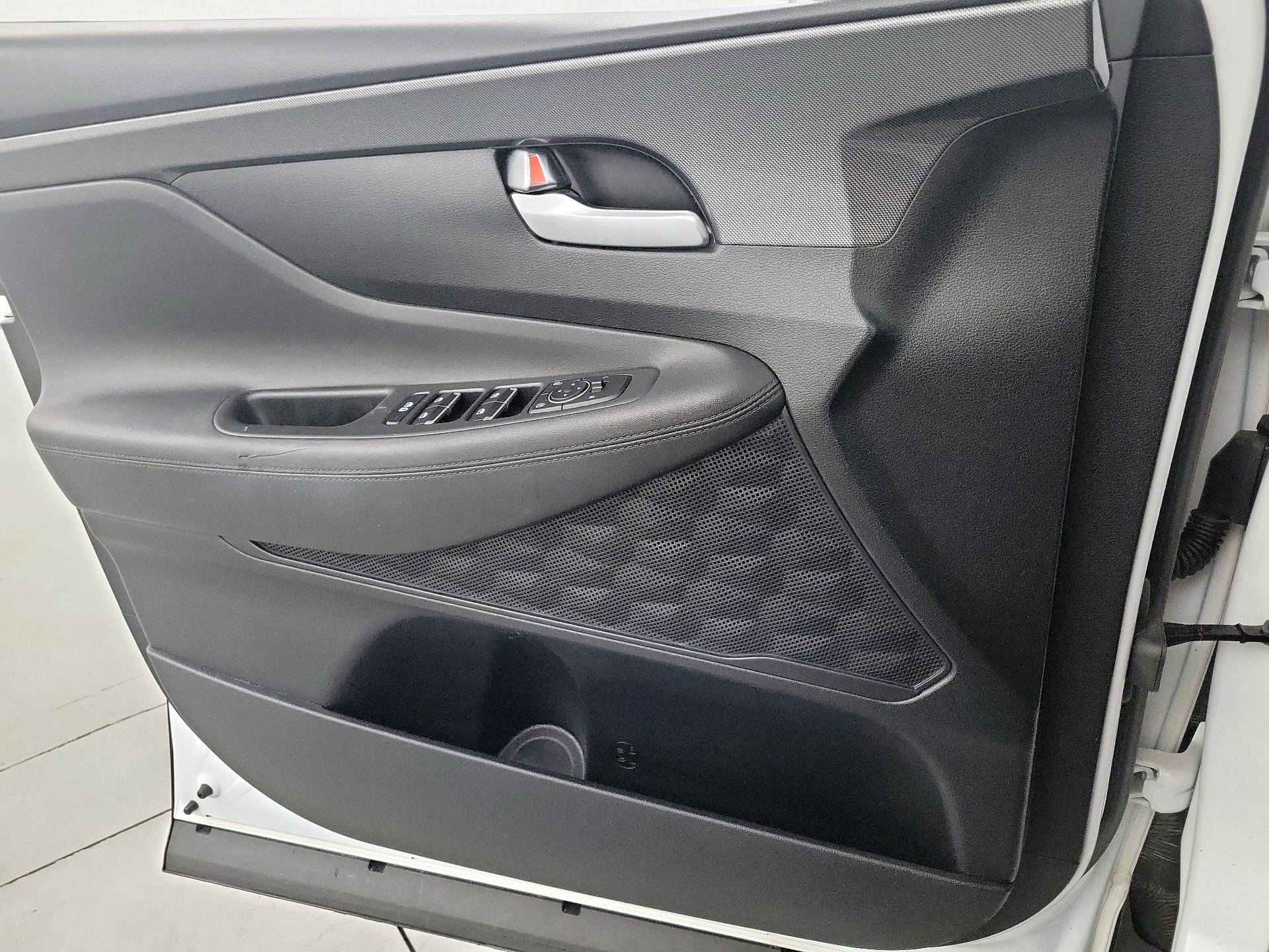 Thumbnail: 2022 Hyundai Santa Fe - 12