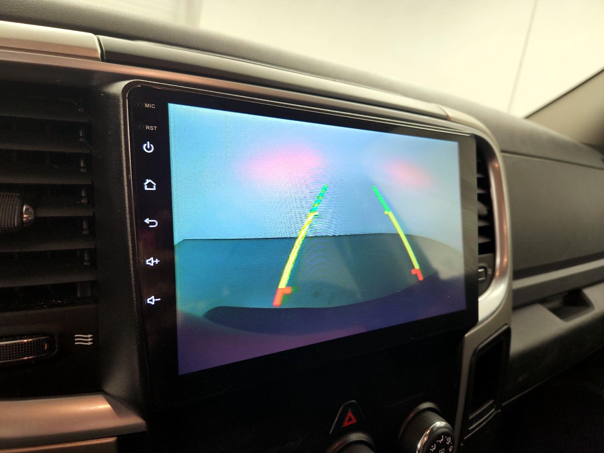 Thumbnail: 2020 RAM 1500 Classic - 14