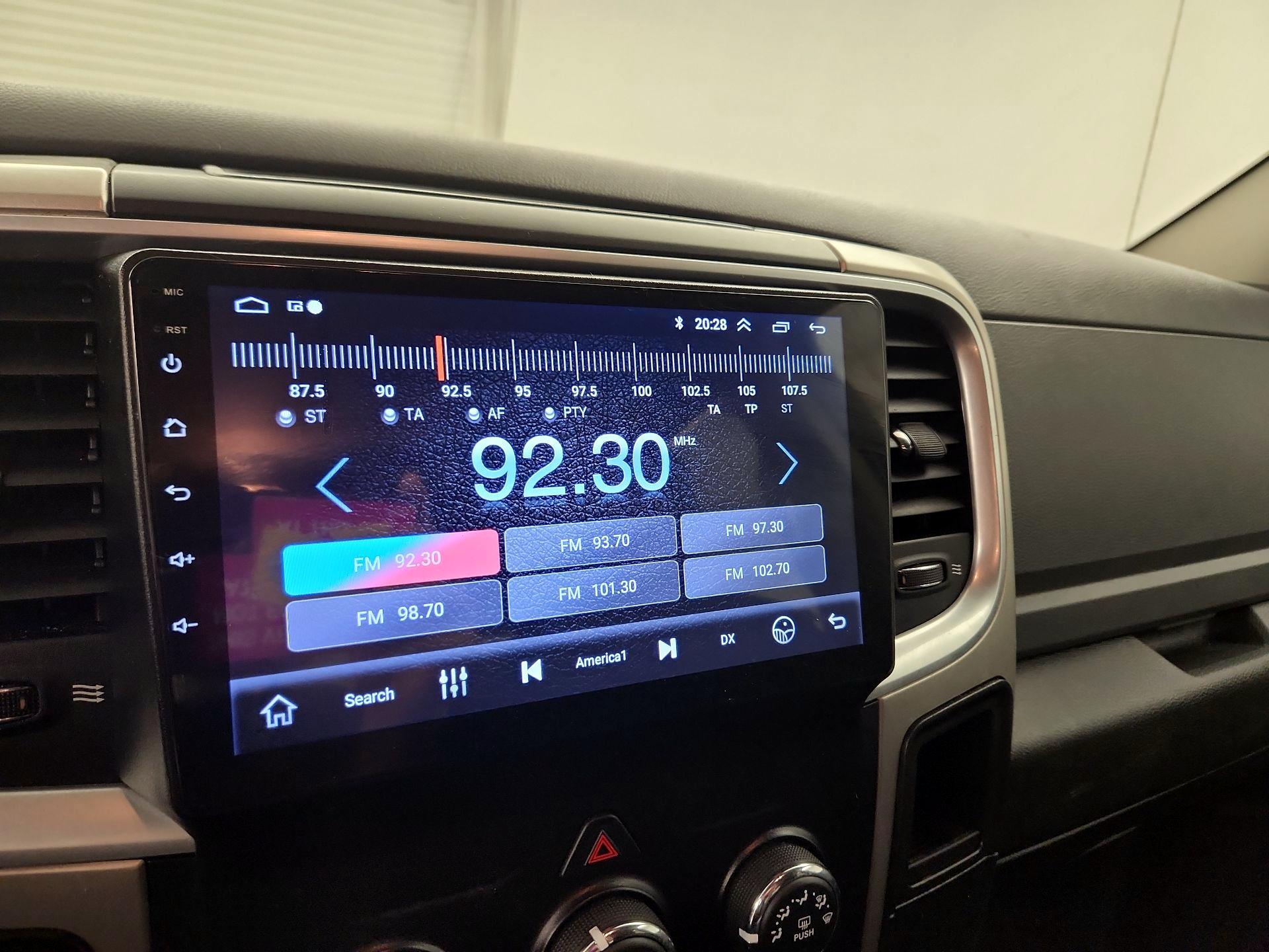 Thumbnail: 2020 RAM 1500 Classic - 15