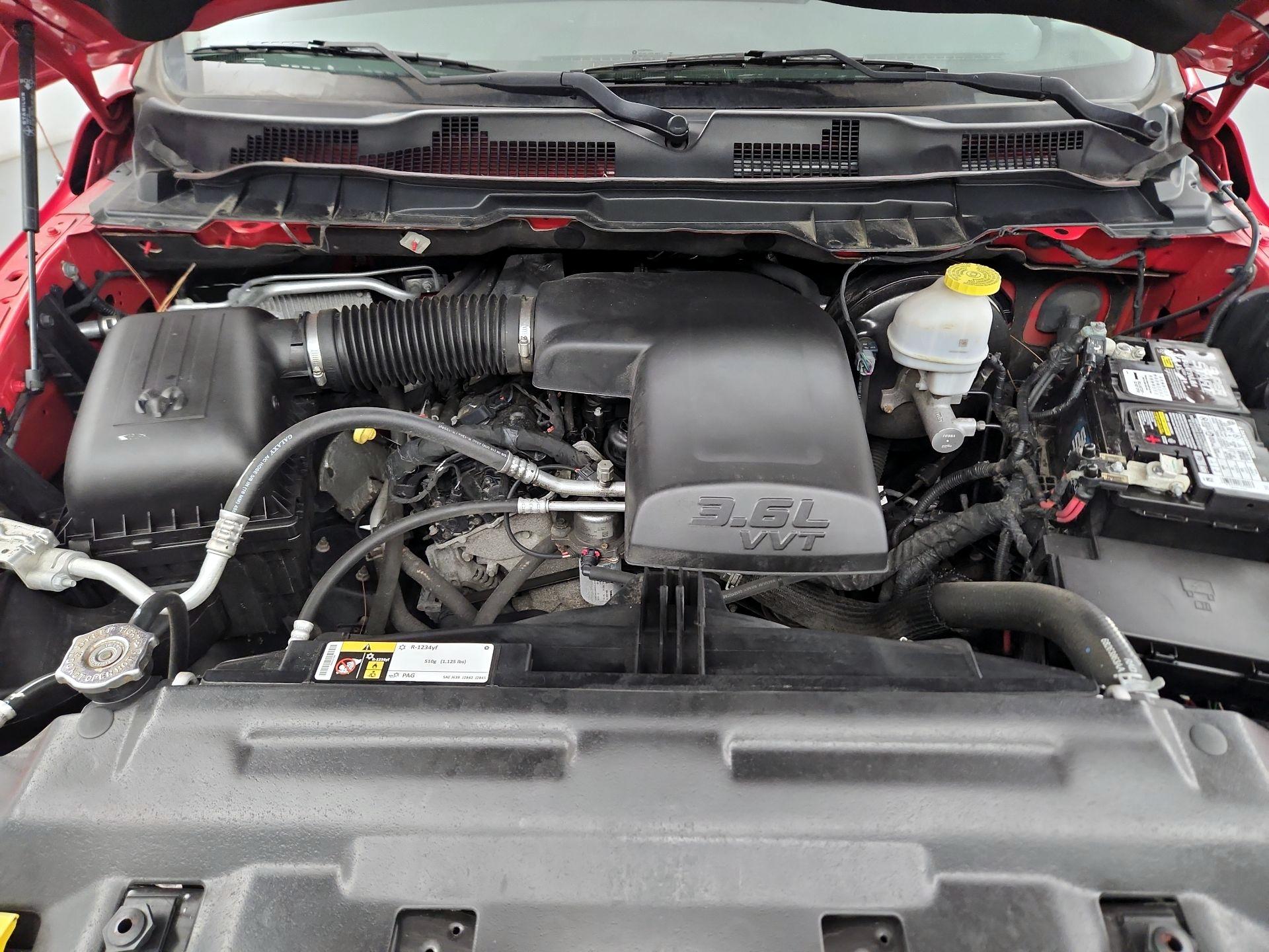 Thumbnail: 2020 RAM 1500 Classic - 19