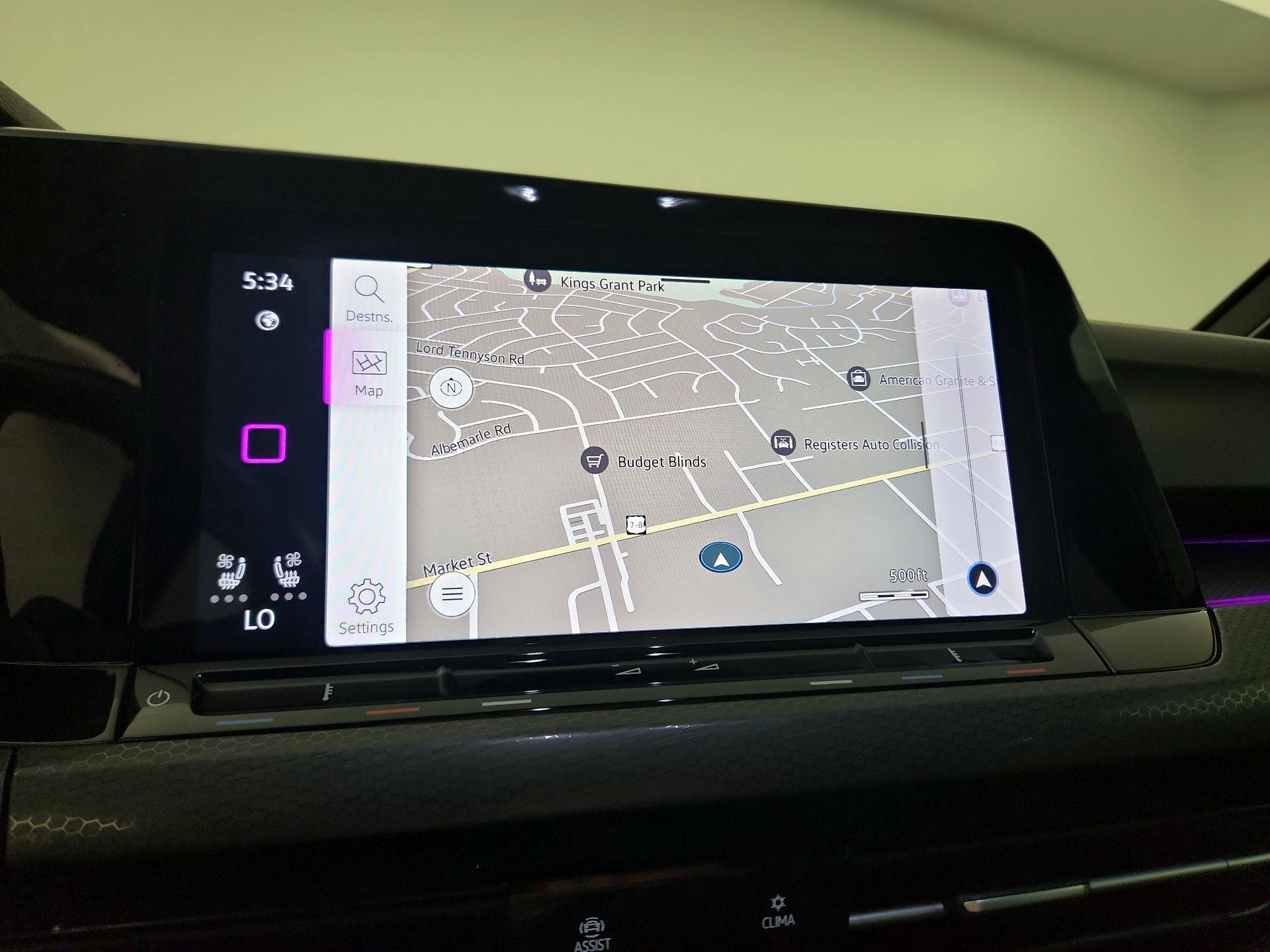 Thumbnail: 2023 Volkswagen Golf - 14