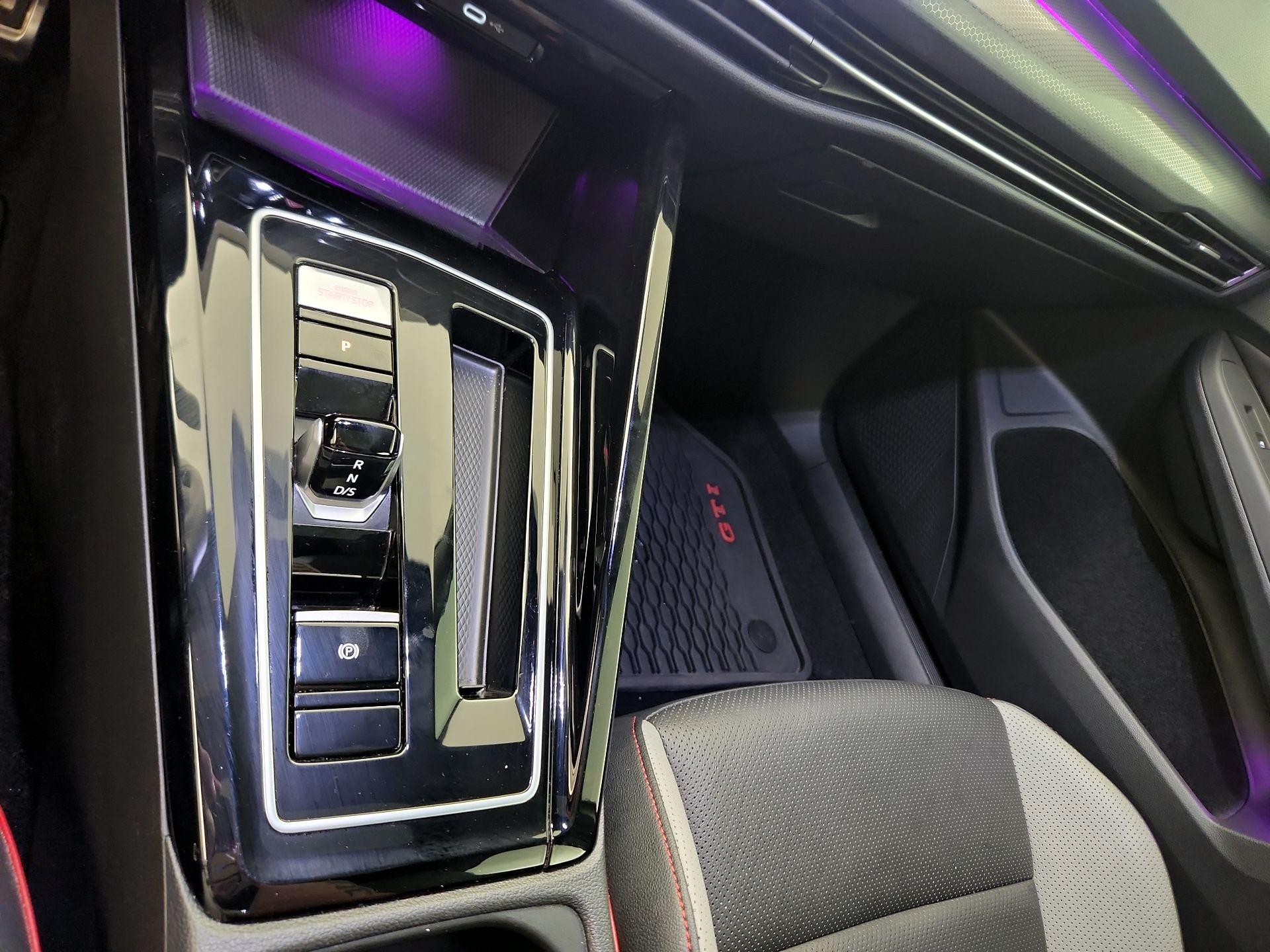 Thumbnail: 2023 Volkswagen Golf - 18