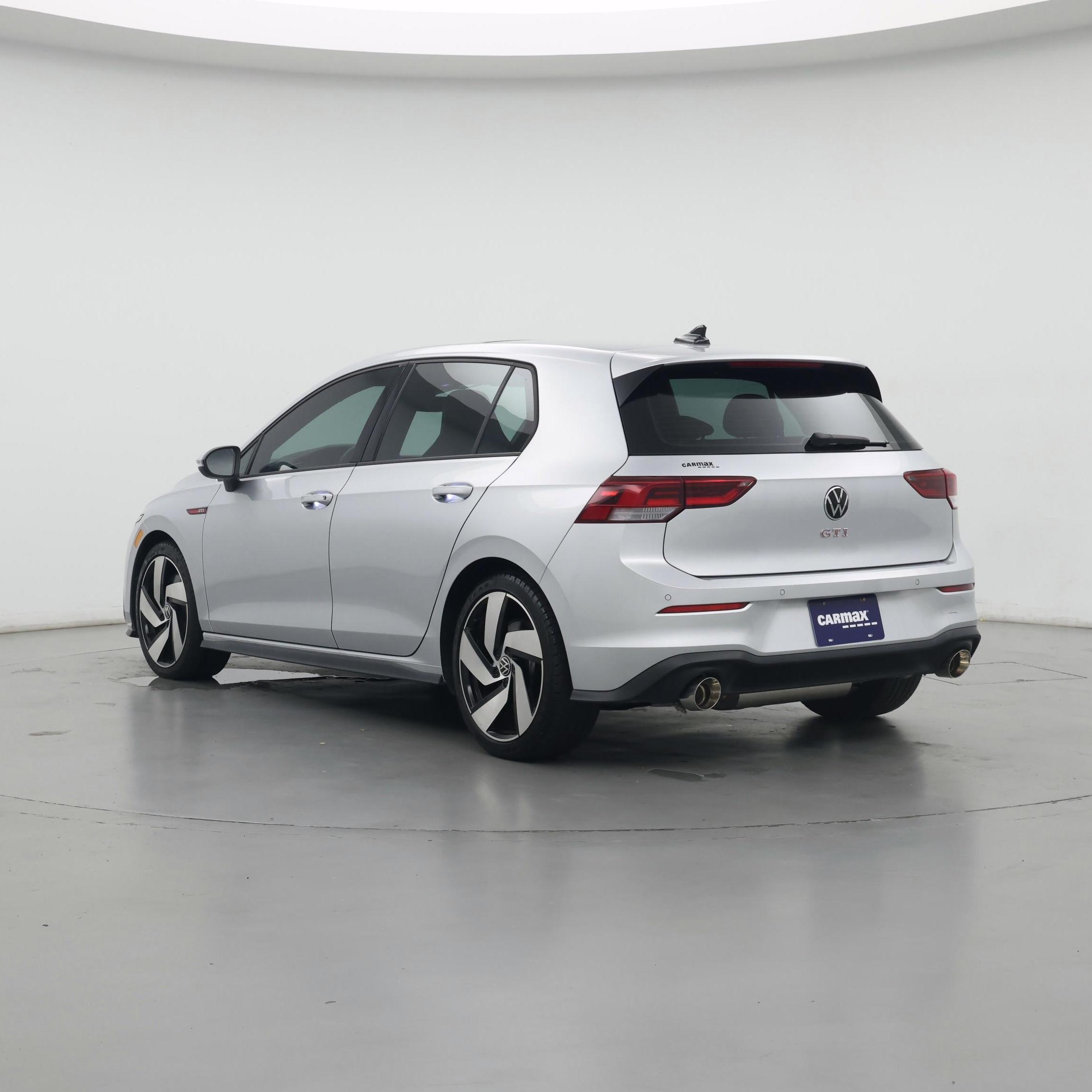 Thumbnail: 2023 Volkswagen Golf - 2