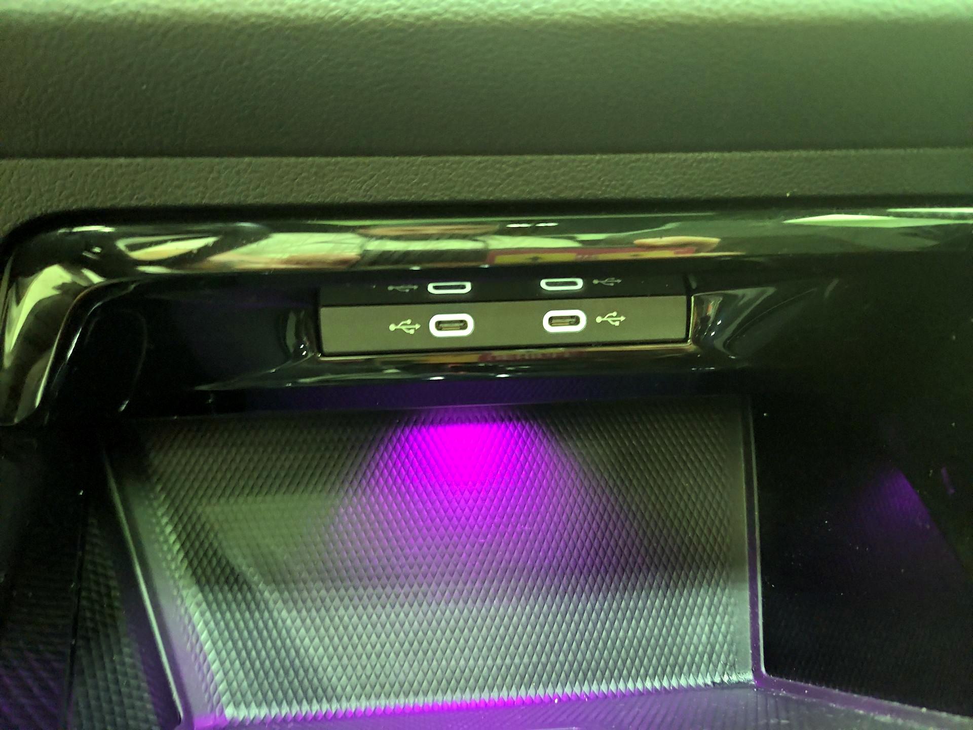 Thumbnail: 2023 Volkswagen Golf - 19