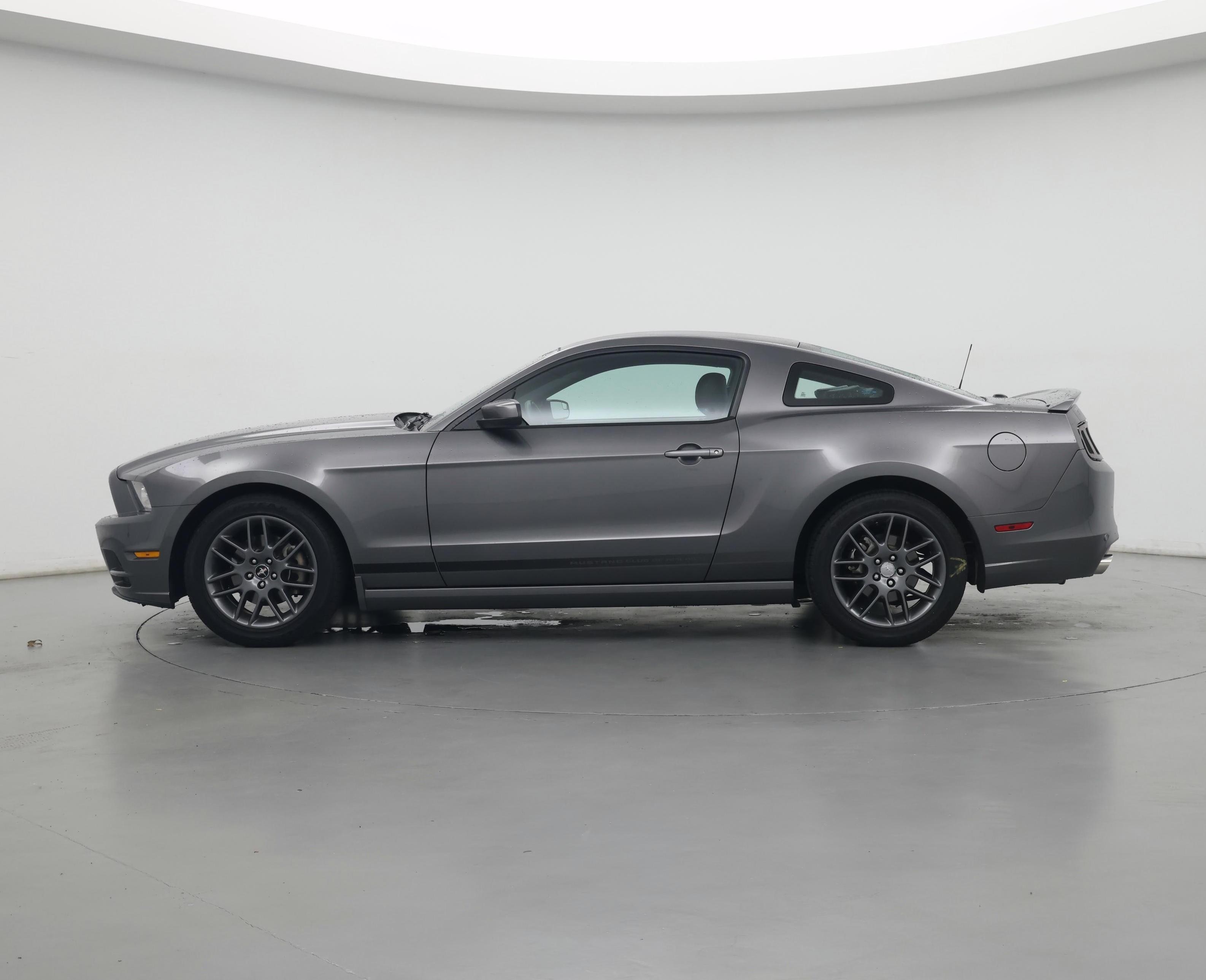 Thumbnail: 2014 Ford Mustang - 3