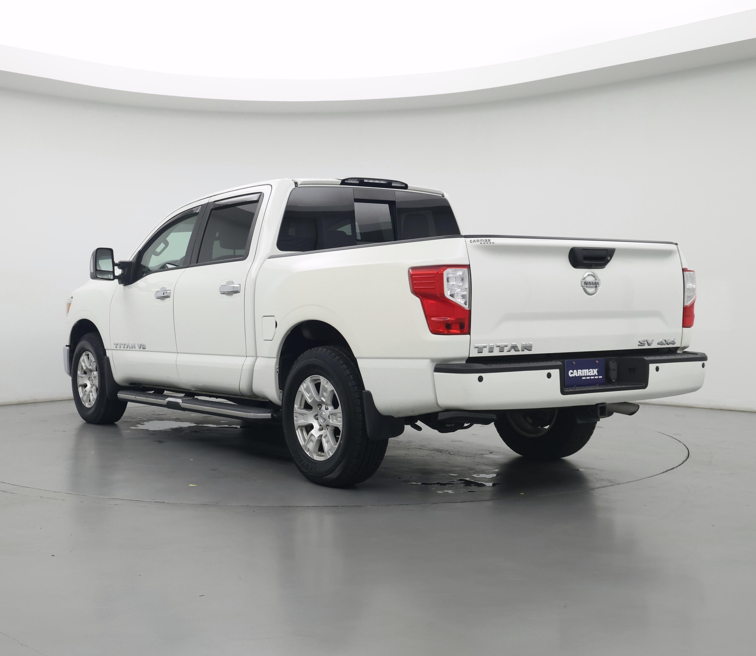 Thumbnail: 2019 Nissan Titan - 2