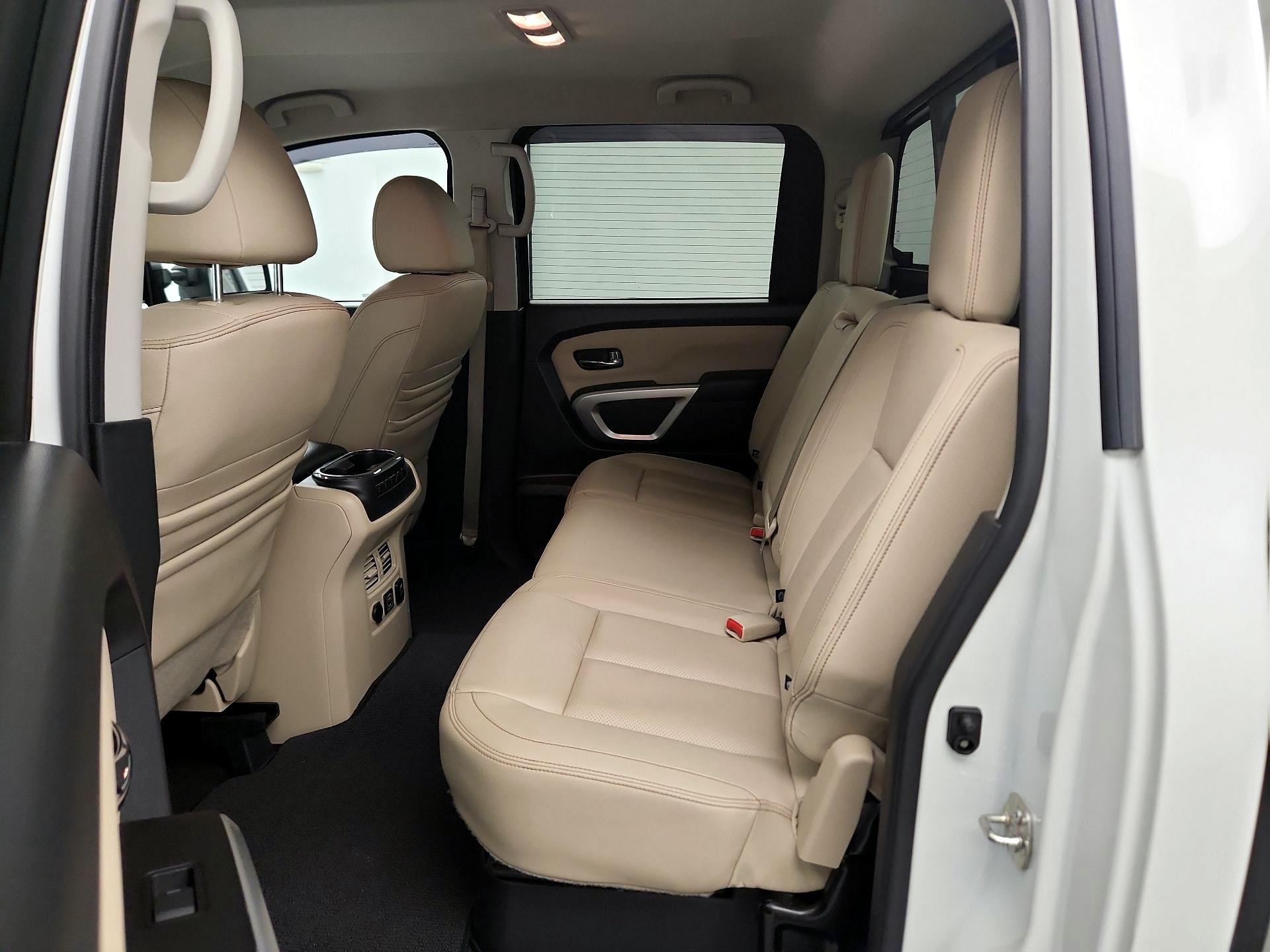 Thumbnail: 2019 Nissan Titan - 20