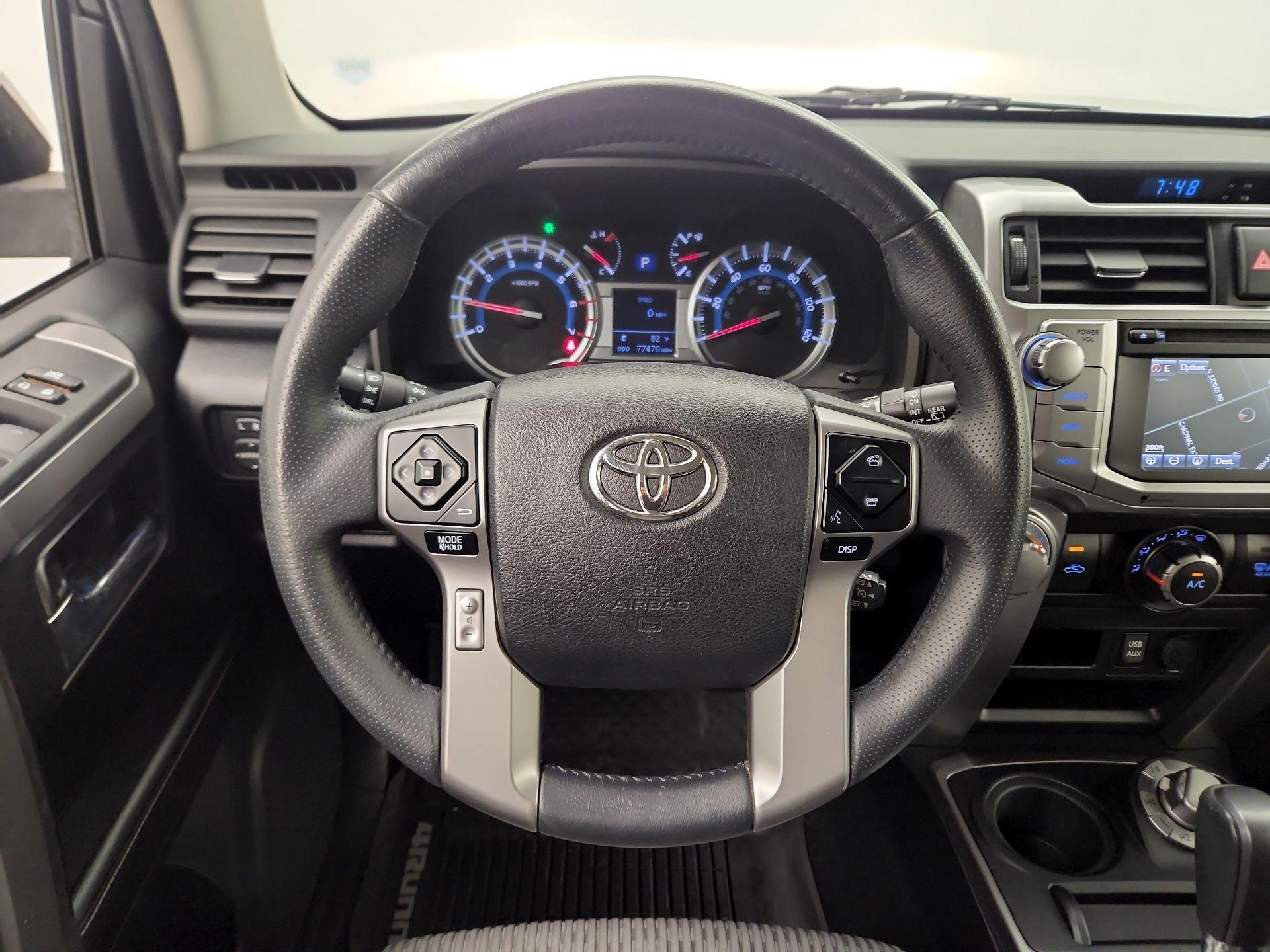 Thumbnail: 2016 Toyota 4Runner - 10