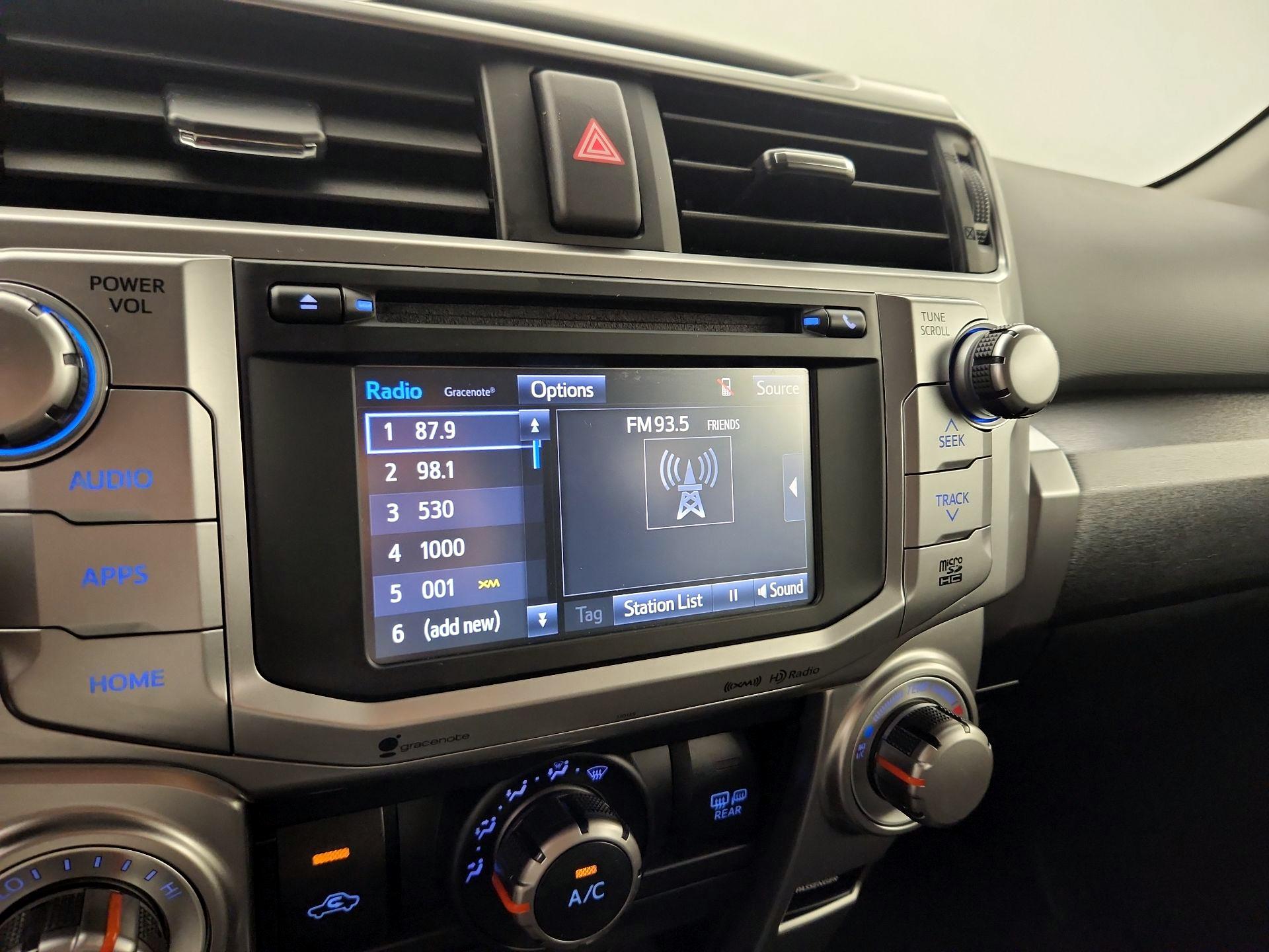 Thumbnail: 2016 Toyota 4Runner - 16