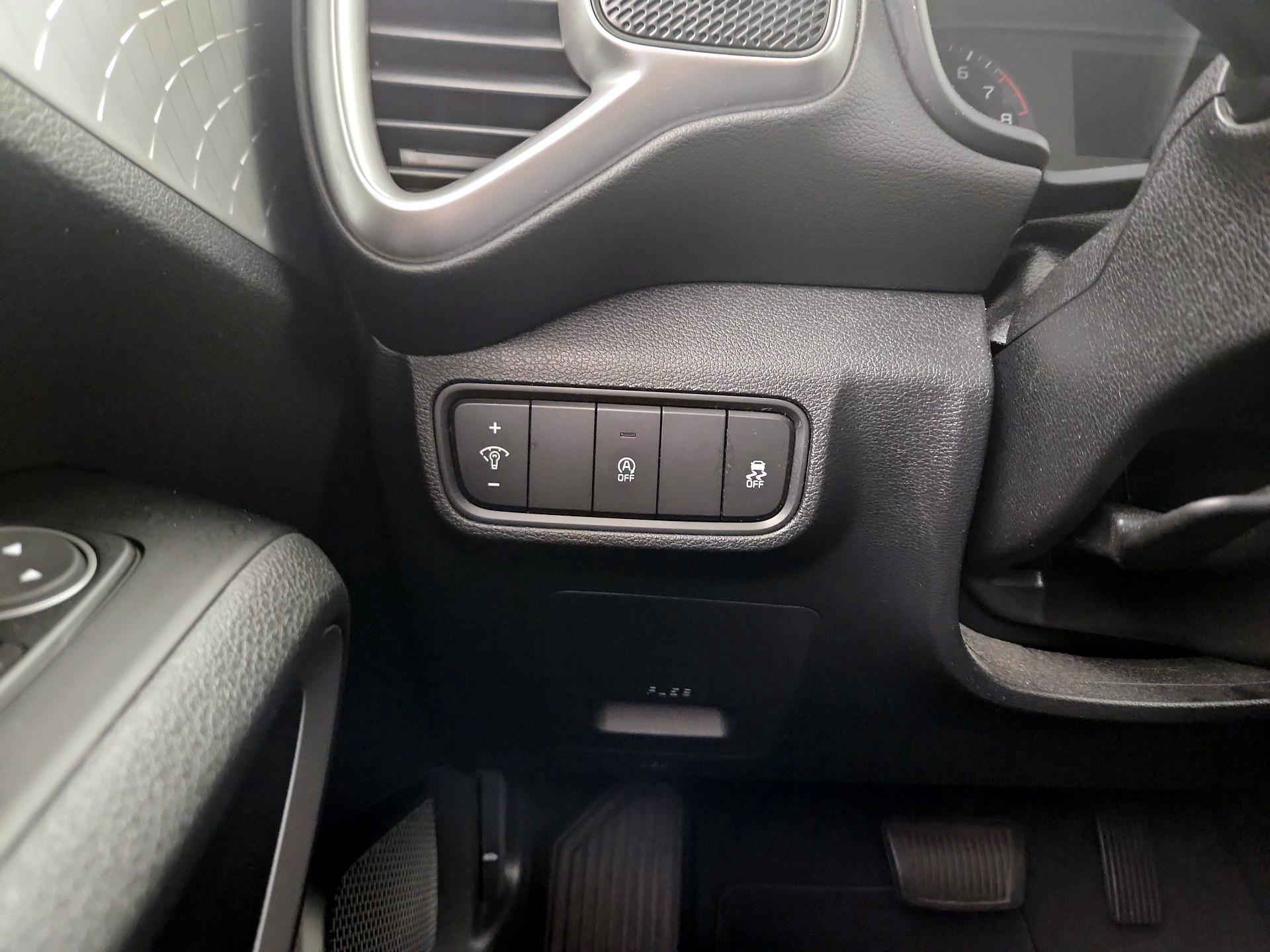 Thumbnail: 2020 Kia Soul - 13