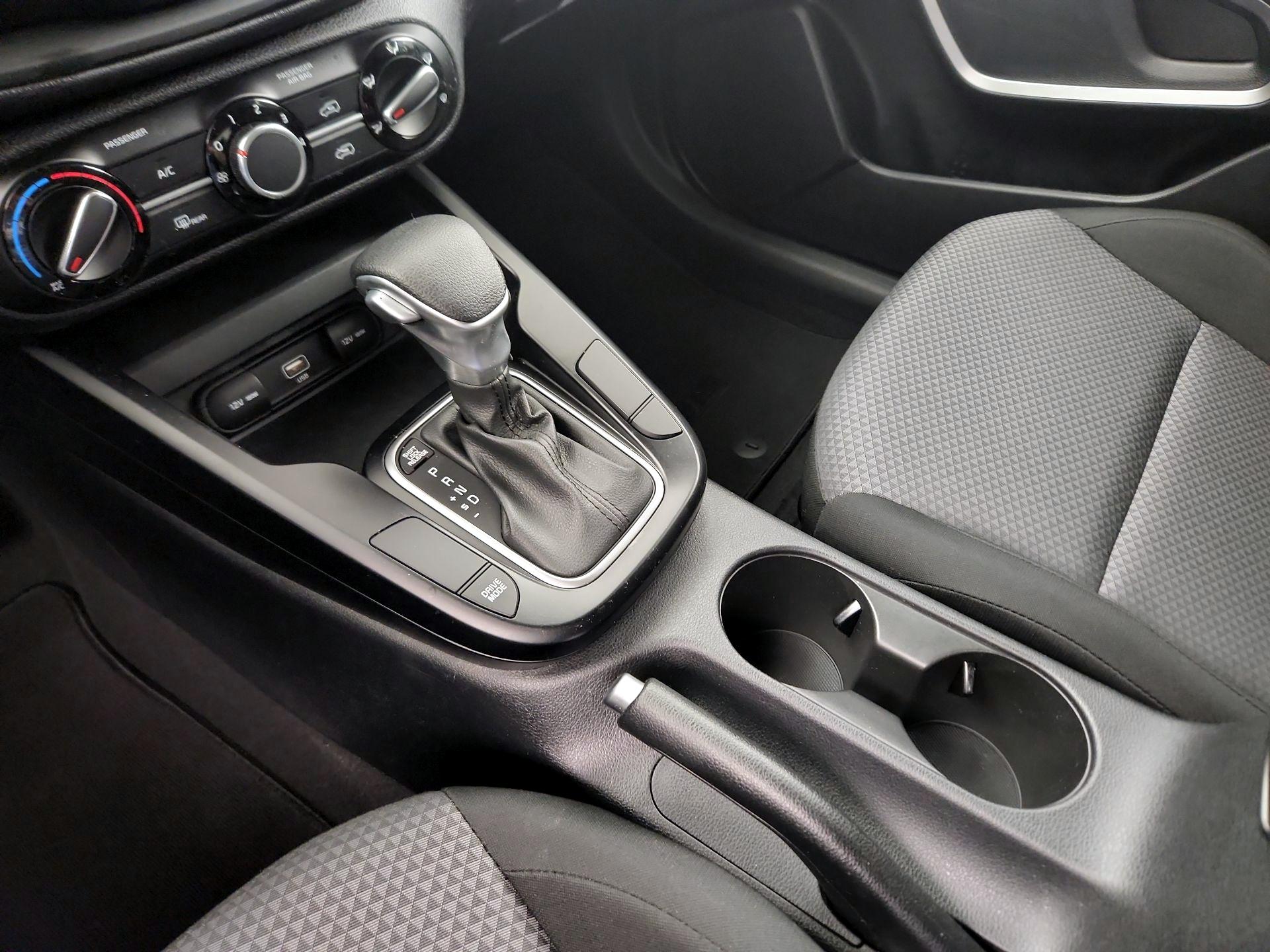 Thumbnail: 2020 Kia Soul - 16