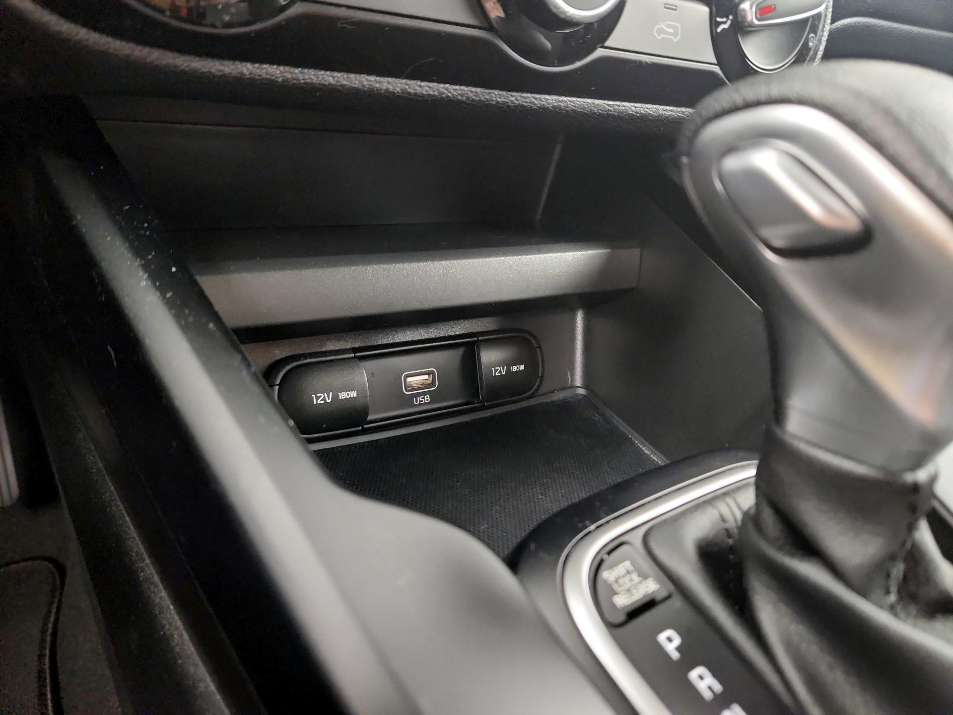 Thumbnail: 2020 Kia Soul - 17