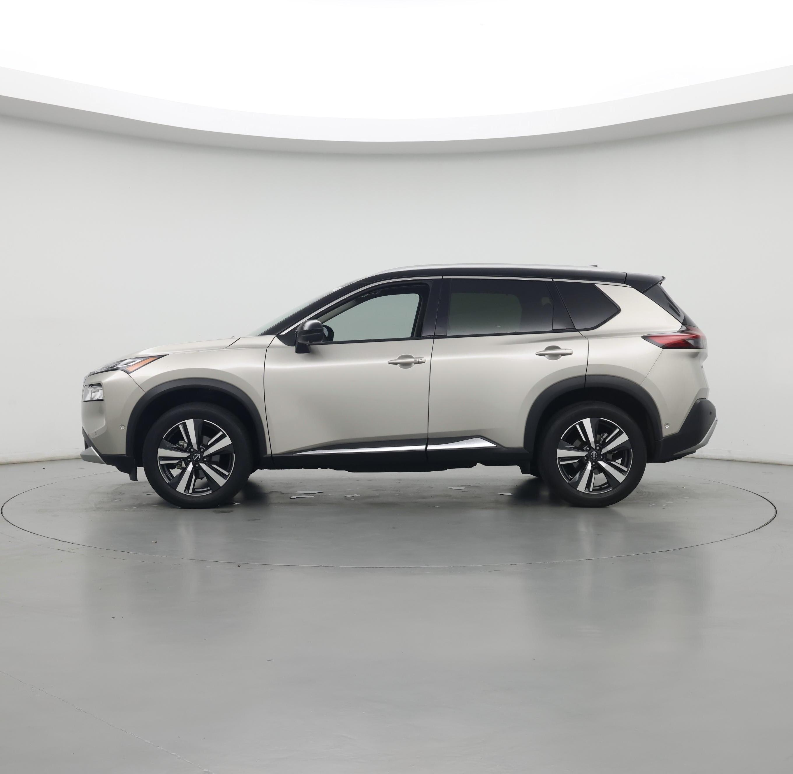 Thumbnail: 2023 Nissan Rogue - 3