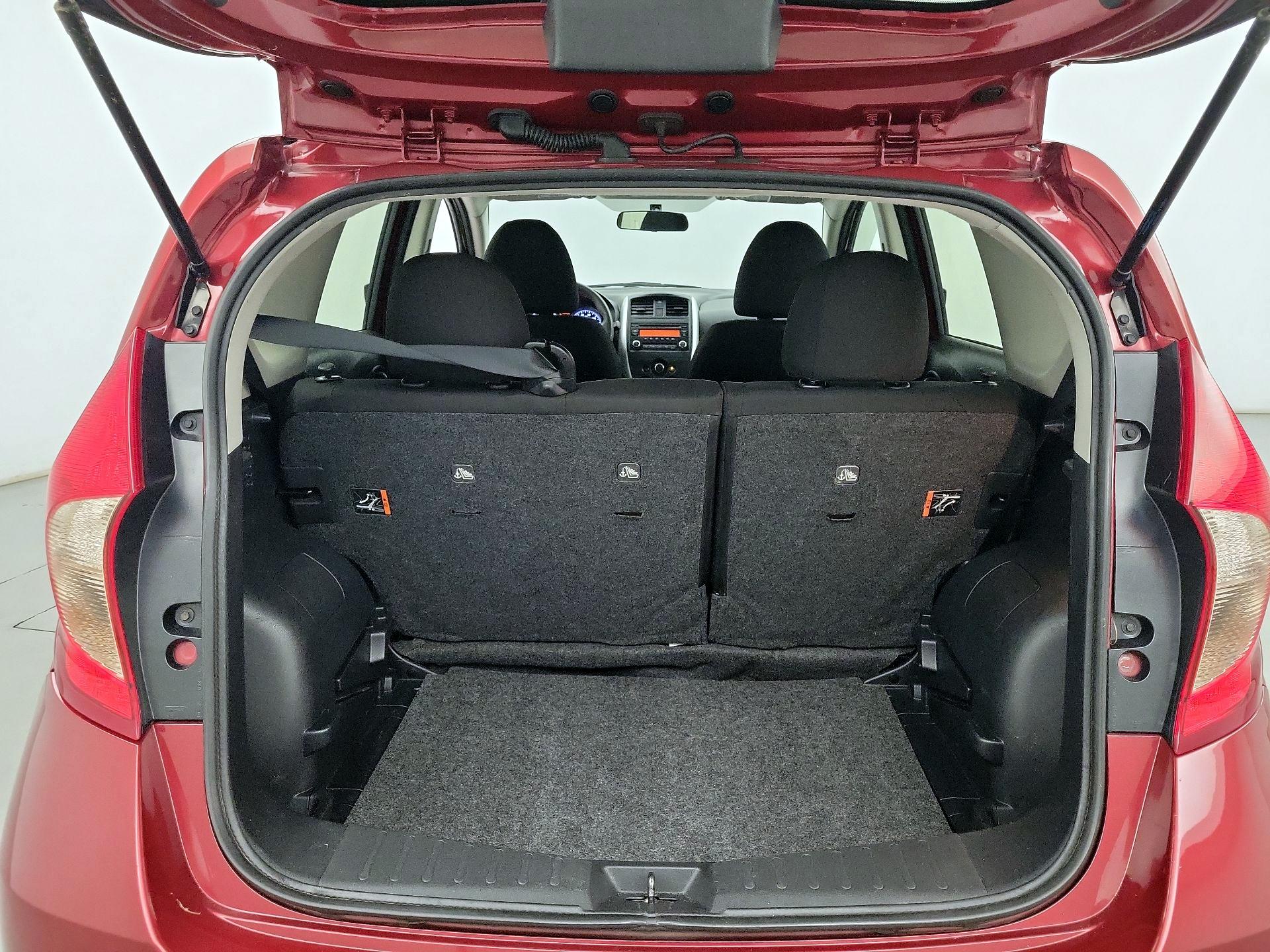 Thumbnail: 2017 Nissan Versa Note - 19